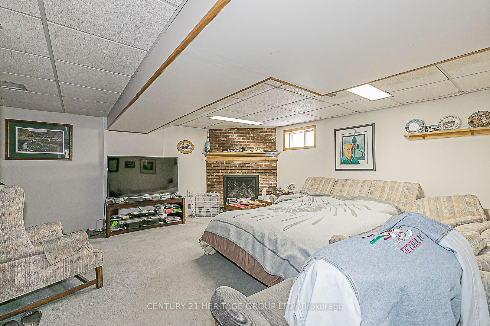 Photo 18 of 15 Seaton Drive, Aurora, Aurora Highlands — HOMEH
