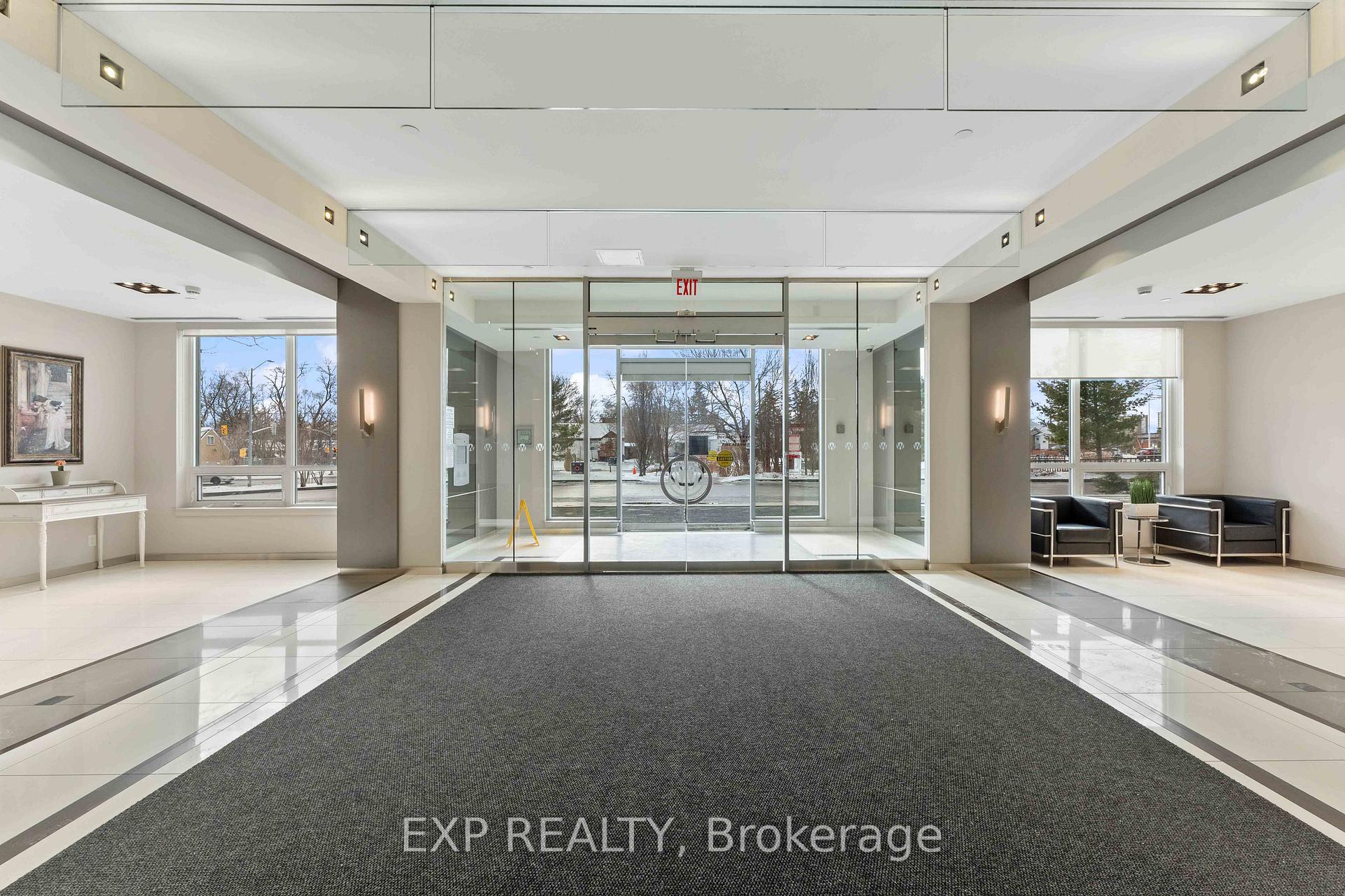 Photo 6 of Unit 906, 7165 Yonge Street, Markham, Grandview — HOMEH