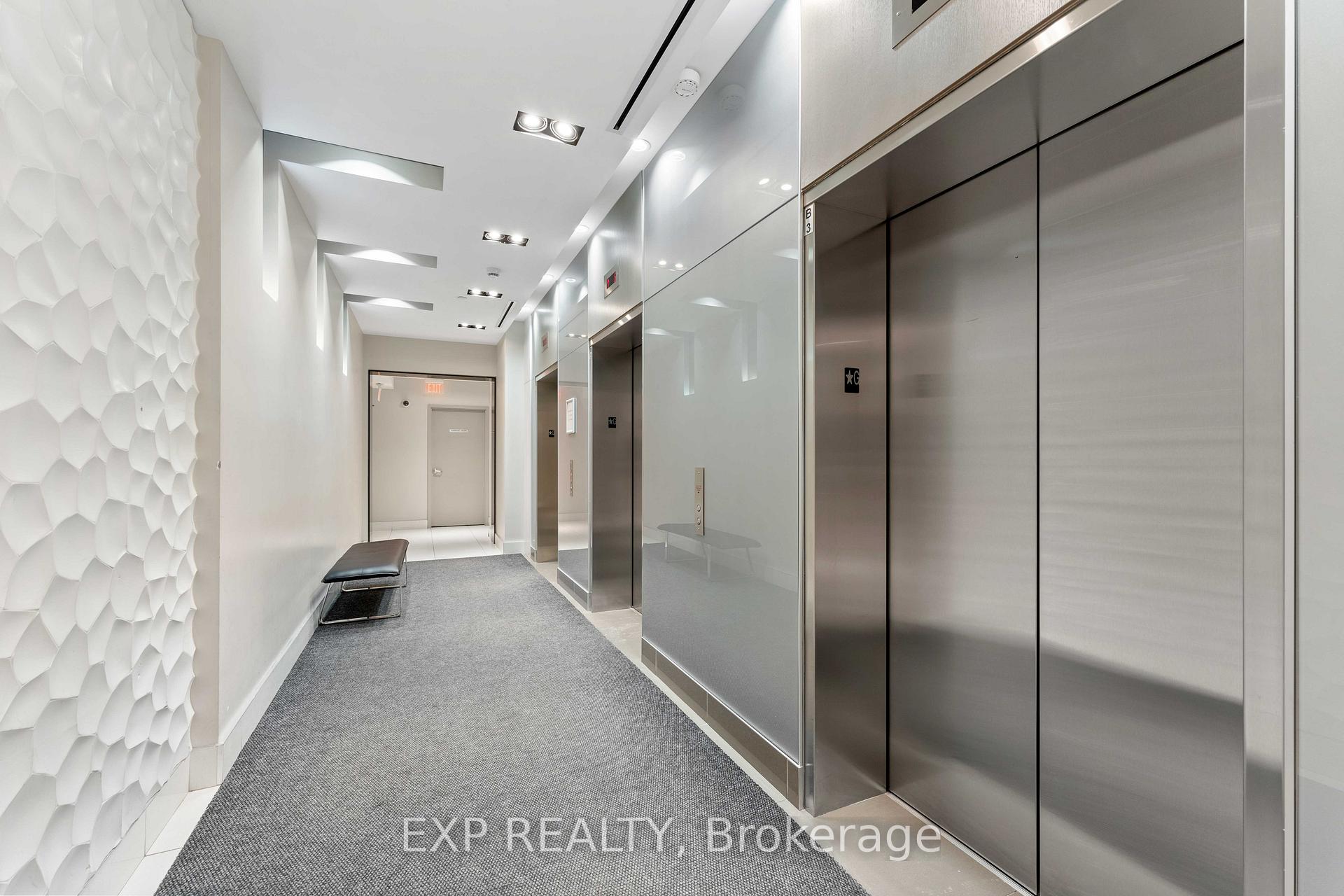 Photo 10 of Unit 906, 7165 Yonge Street, Markham, Grandview — HOMEH