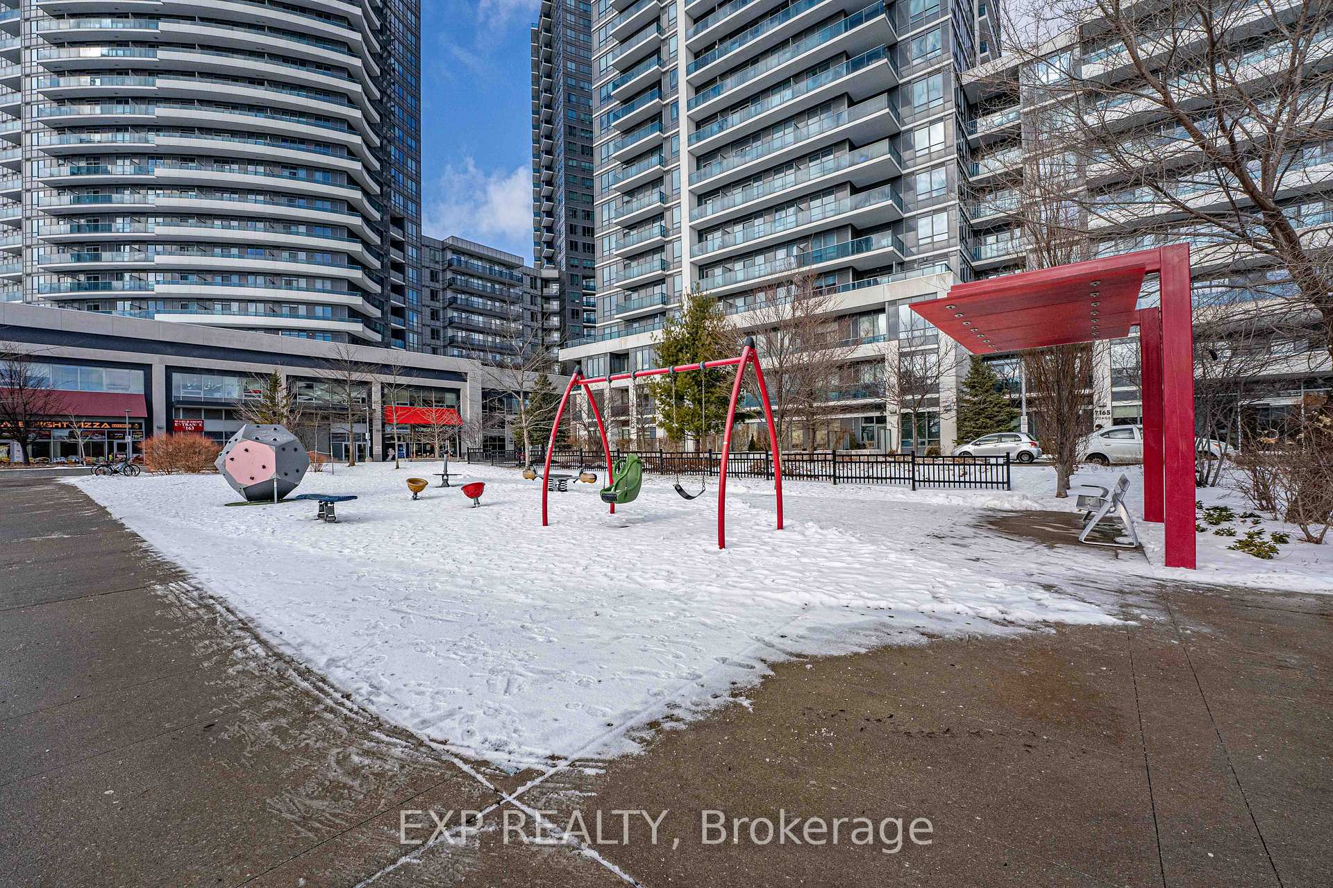 Photo 36 of Unit 906, 7165 Yonge Street, Markham, Grandview — HOMEH