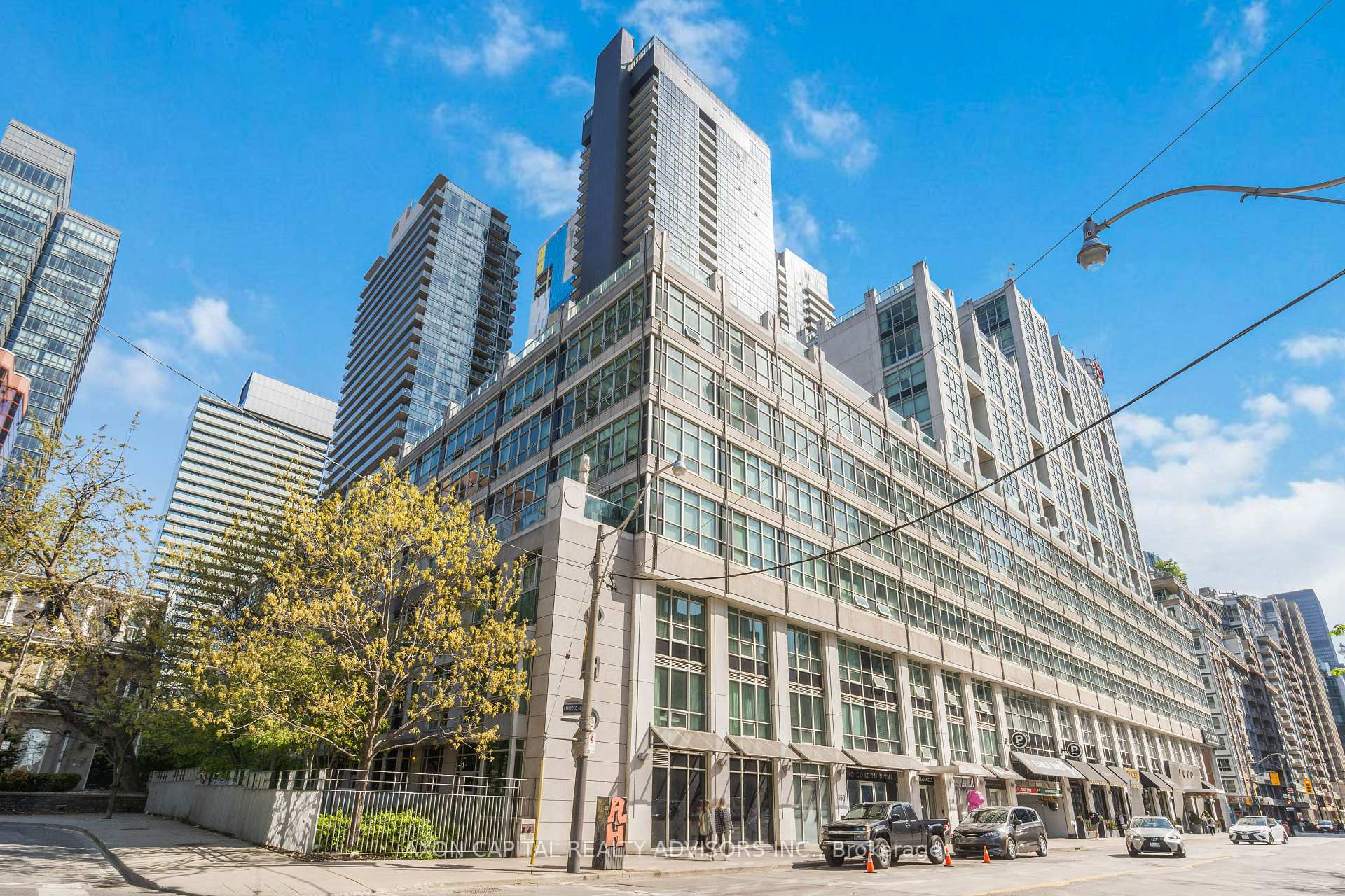 Front of Unit G04, 350 Wellington Street W