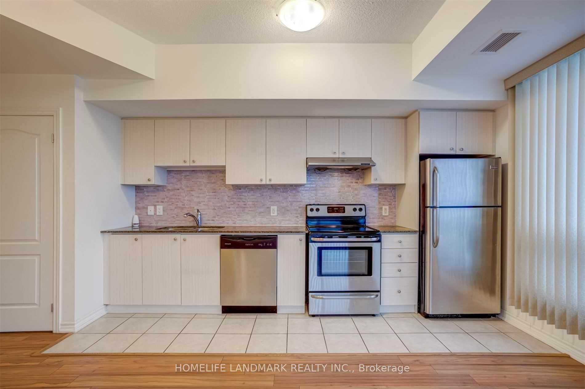 Photo 7 of Unit 926, 8323 Kennedy Road, Markham, Village Green-South Unionville — HOMEH