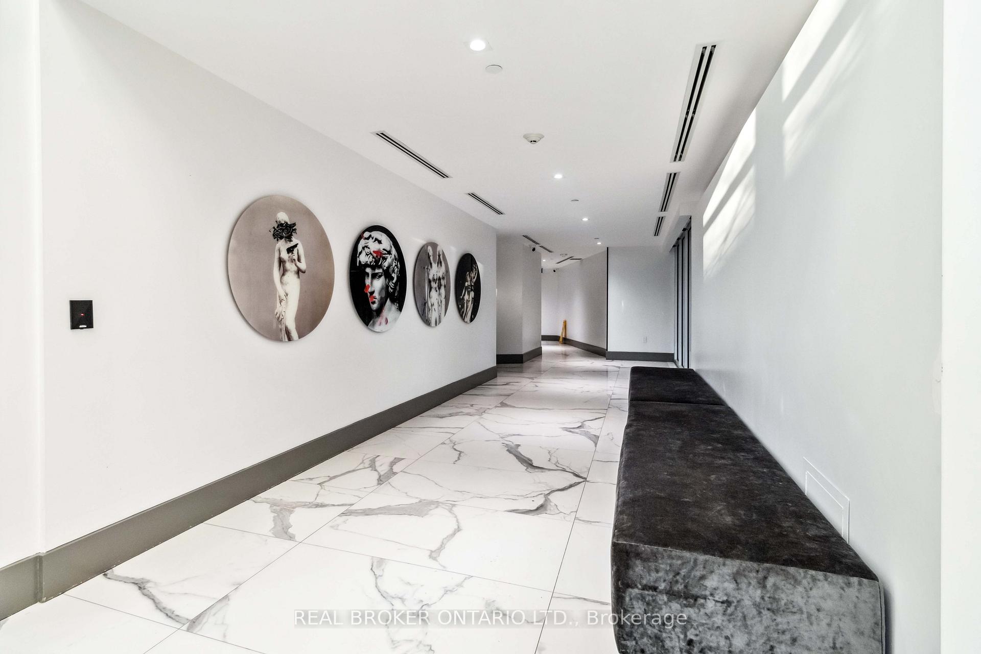 Photo 4 of Unit 3102, 2916 Highway 7, Vaughan, Vaughan Corporate Centre — HOMEH
