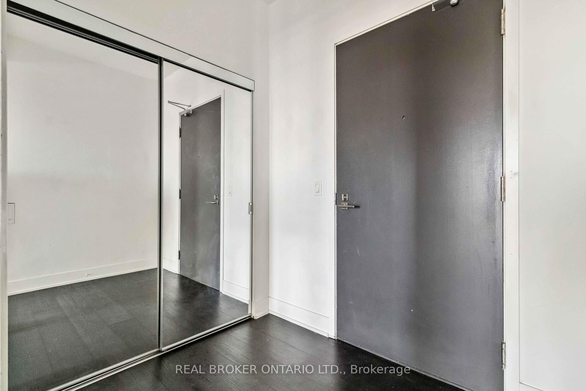 Photo 6 of Unit 3102, 2916 Highway 7, Vaughan, Vaughan Corporate Centre — HOMEH