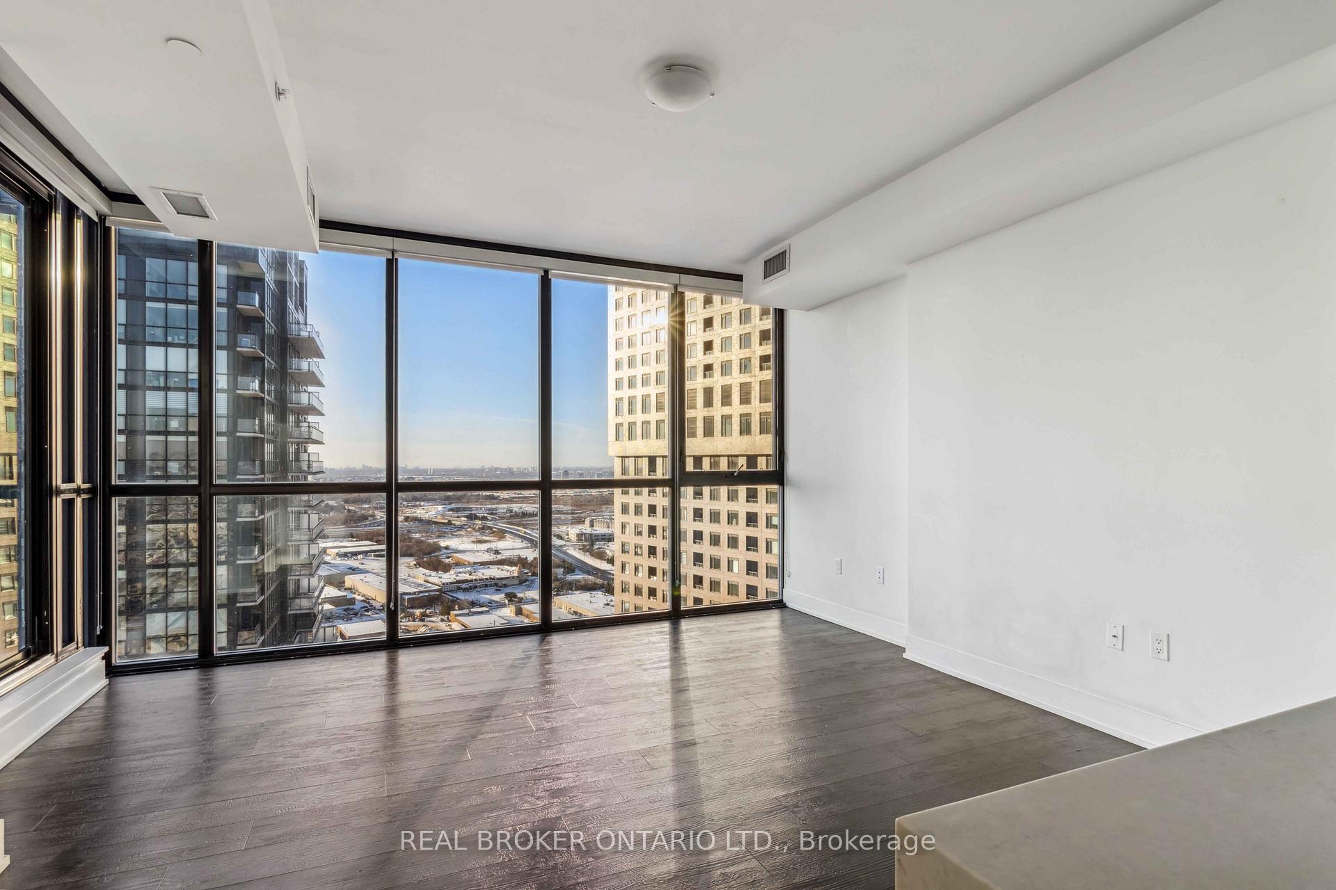 Photo 7 of Unit 3102, 2916 Highway 7, Vaughan, Vaughan Corporate Centre — HOMEH