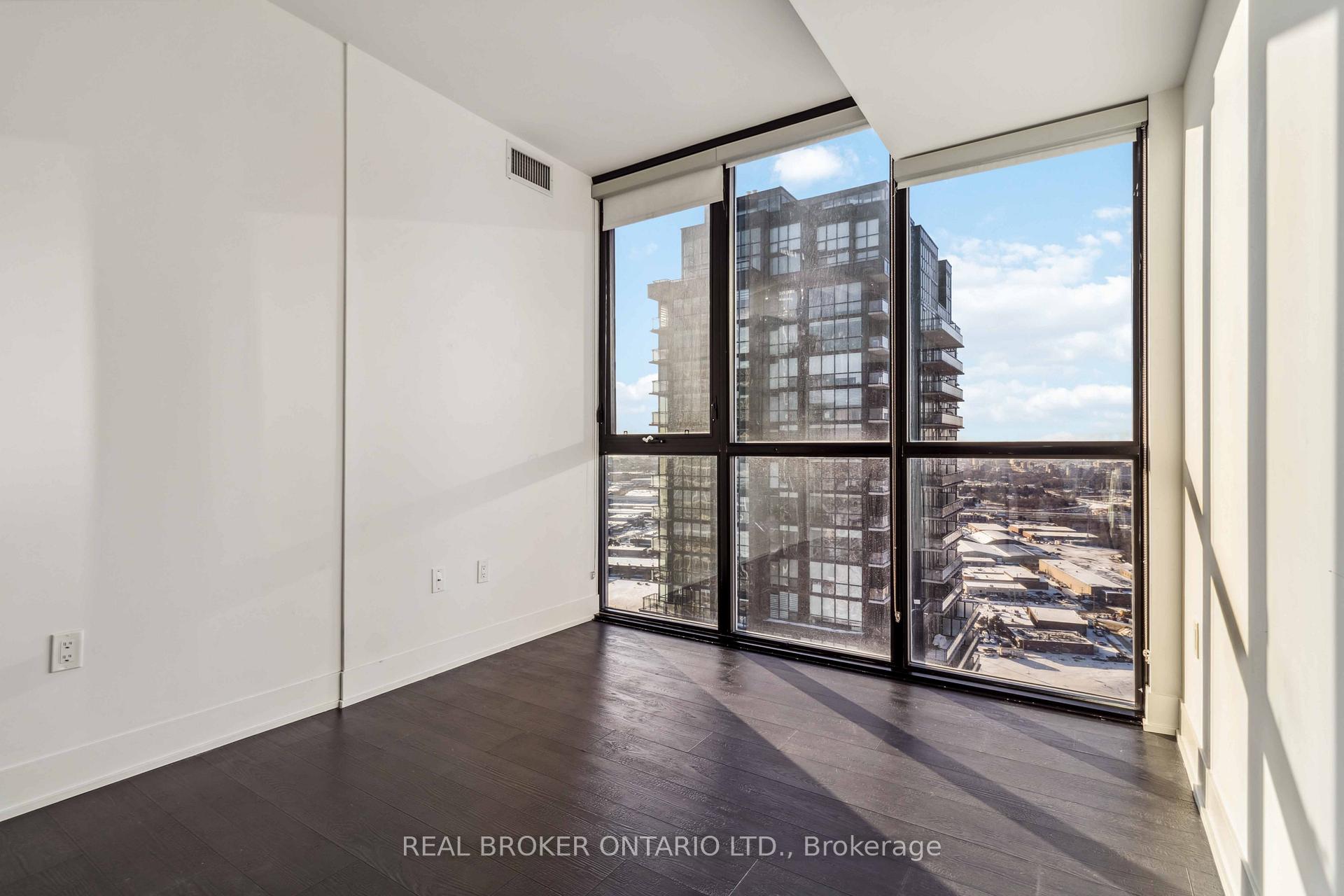 Photo 13 of Unit 3102, 2916 Highway 7, Vaughan, Vaughan Corporate Centre — HOMEH