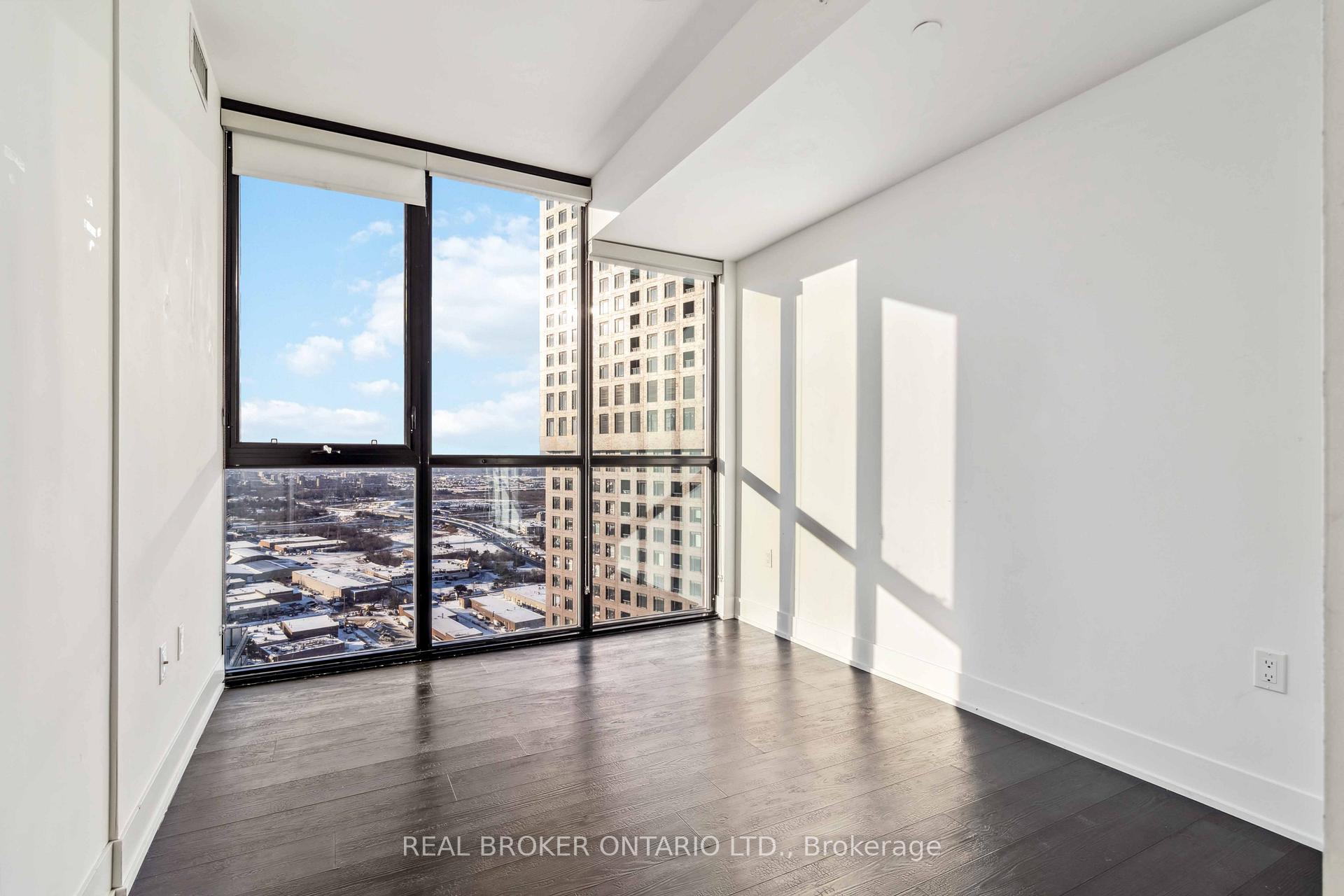 Photo 14 of Unit 3102, 2916 Highway 7, Vaughan, Vaughan Corporate Centre — HOMEH