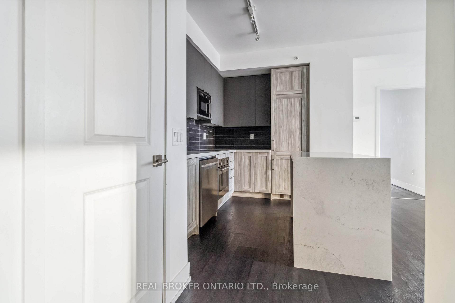 Photo 16 of Unit 3102, 2916 Highway 7, Vaughan, Vaughan Corporate Centre — HOMEH