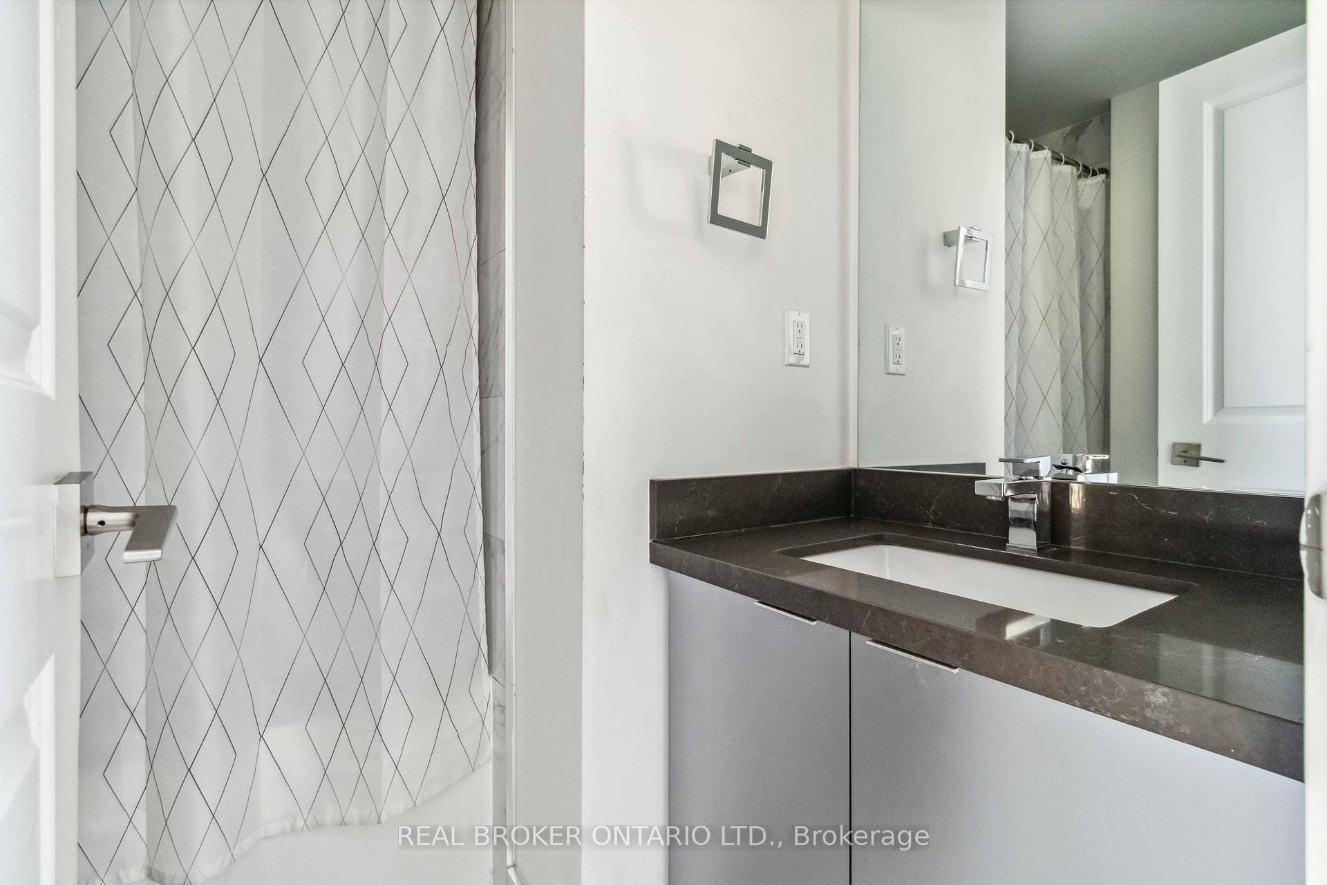 Photo 30 of Unit 3102, 2916 Highway 7, Vaughan, Vaughan Corporate Centre — HOMEH