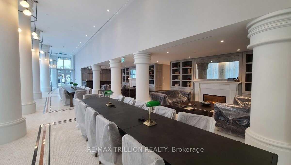 Photo 5 of Unit 2712, 33 Helendale Avenue, Toronto, Yonge-Eglinton — HOMEH
