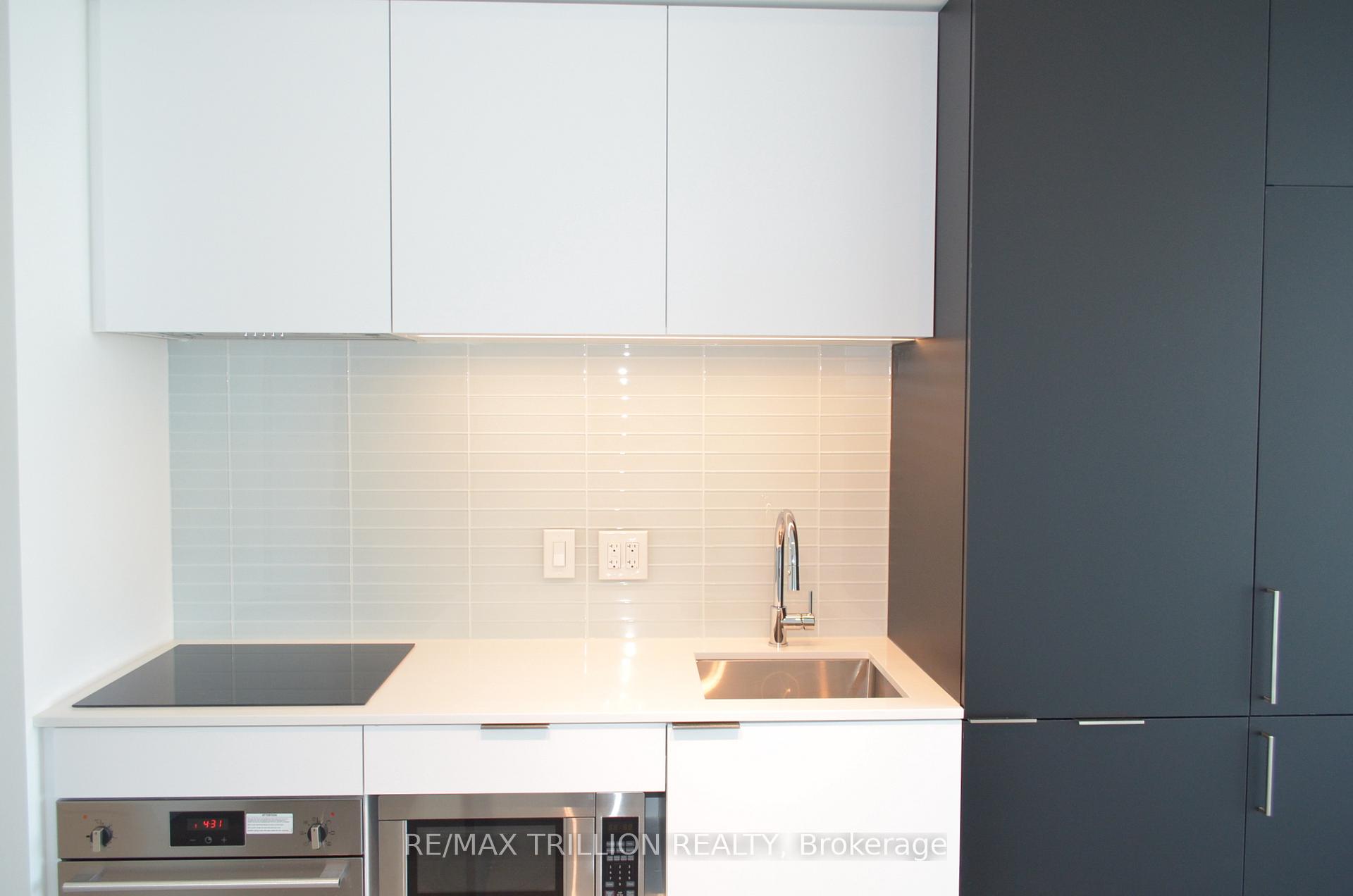 Photo 11 of Unit 2712, 33 Helendale Avenue, Toronto, Yonge-Eglinton — HOMEH