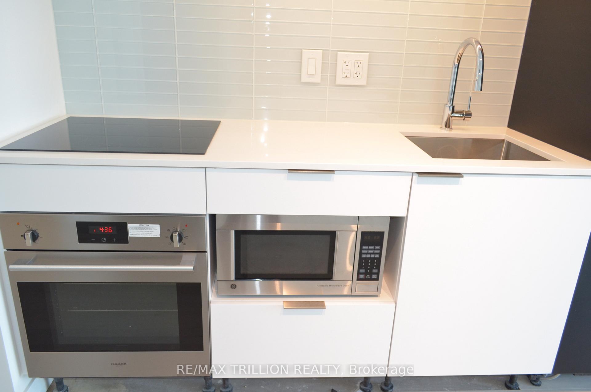 Photo 12 of Unit 2712, 33 Helendale Avenue, Toronto, Yonge-Eglinton — HOMEH