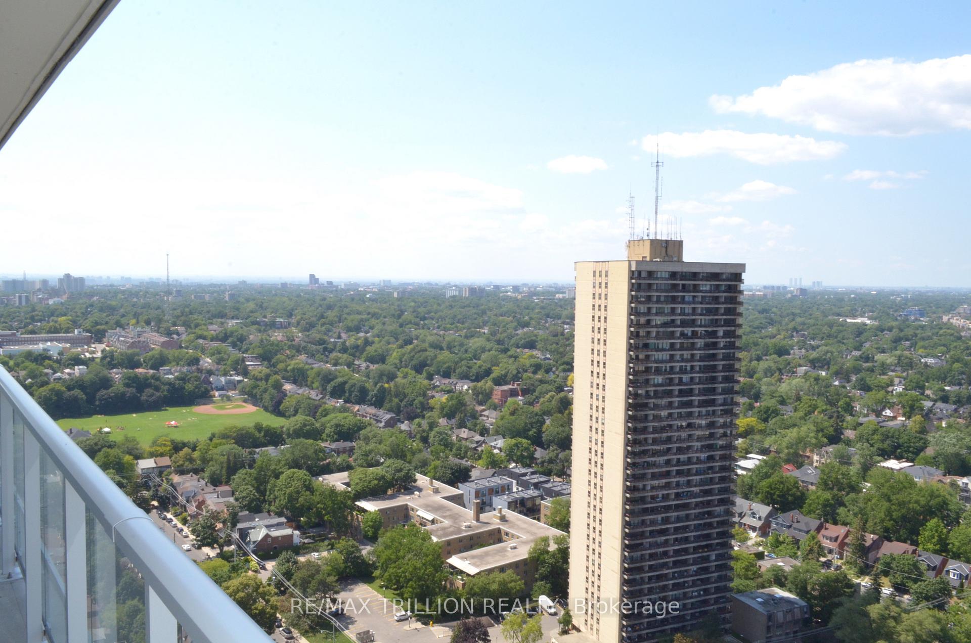 Photo 25 of Unit 2712, 33 Helendale Avenue, Toronto, Yonge-Eglinton — HOMEH