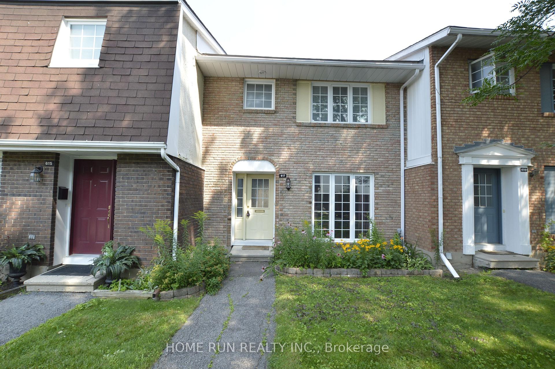 Front of 617 Trelawny Private