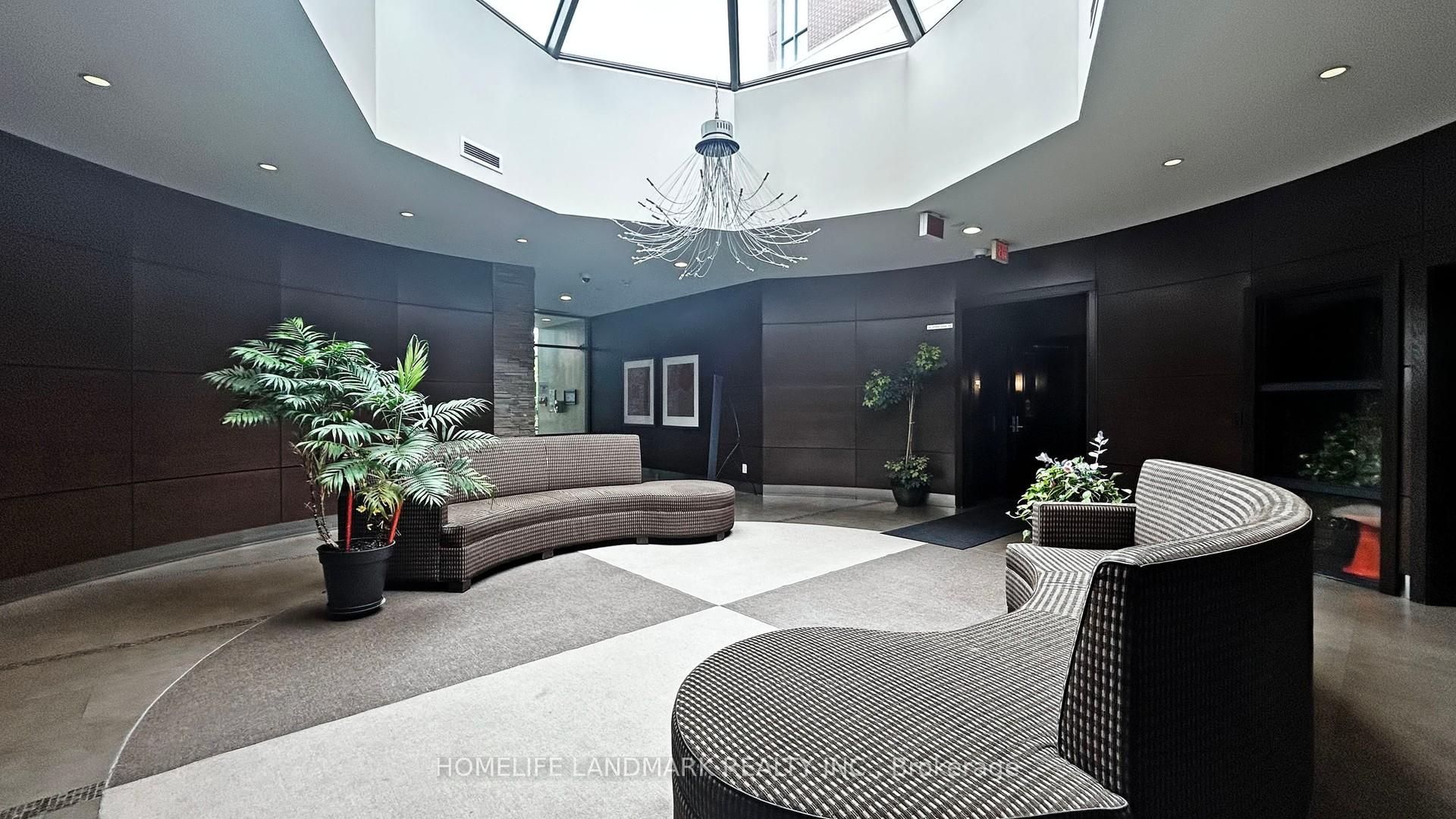 Photo 3 of Unit 516, 39 Upper Duke Crescent, Markham, Unionville — HOMEH