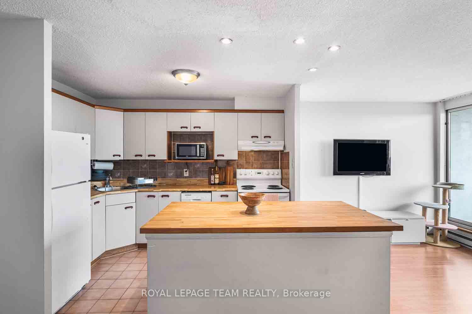 Photo 13 of Unit 2608, 900 Dynes Road, Ottawa, Carleton Square — HOMEH