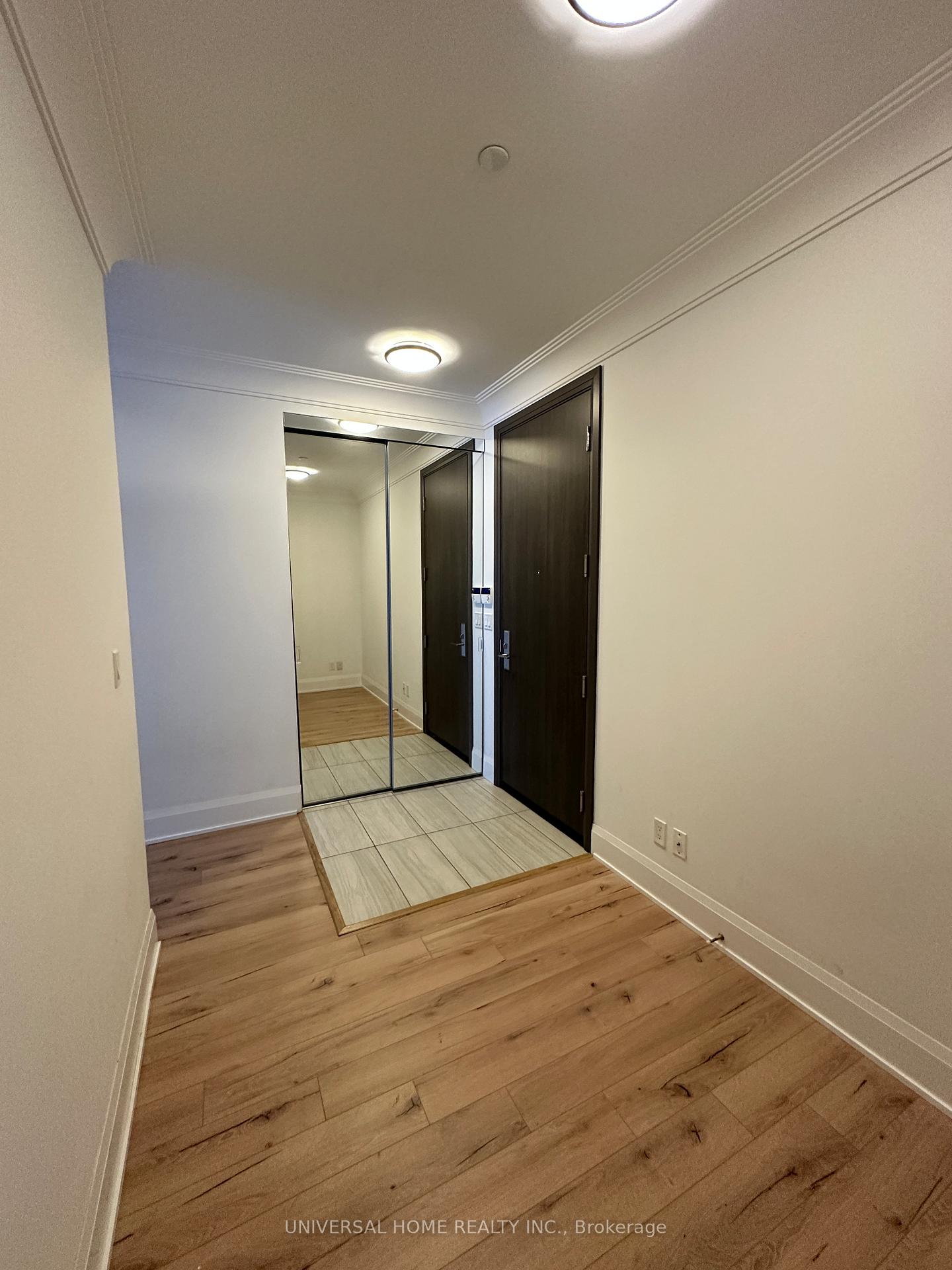 Photo 4 of Unit 233, 15 Water Walk Drive, Markham, Unionville — HOMEH