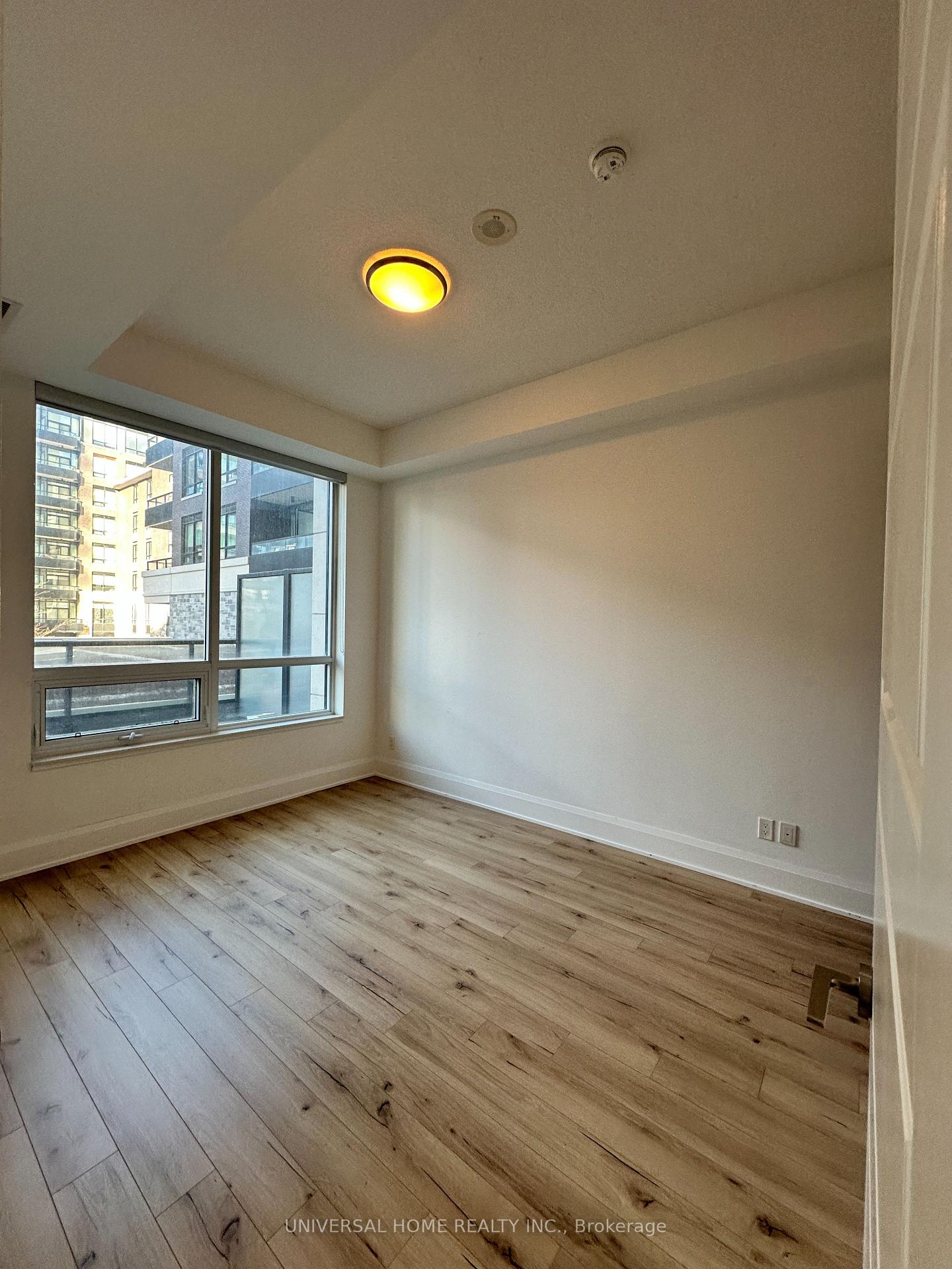 Photo 6 of Unit 233, 15 Water Walk Drive, Markham, Unionville — HOMEH