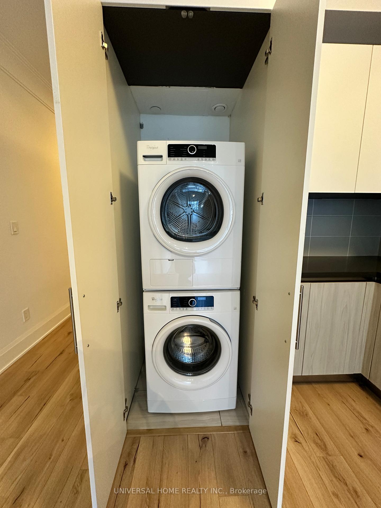 Photo 11 of Unit 233, 15 Water Walk Drive, Markham, Unionville — HOMEH