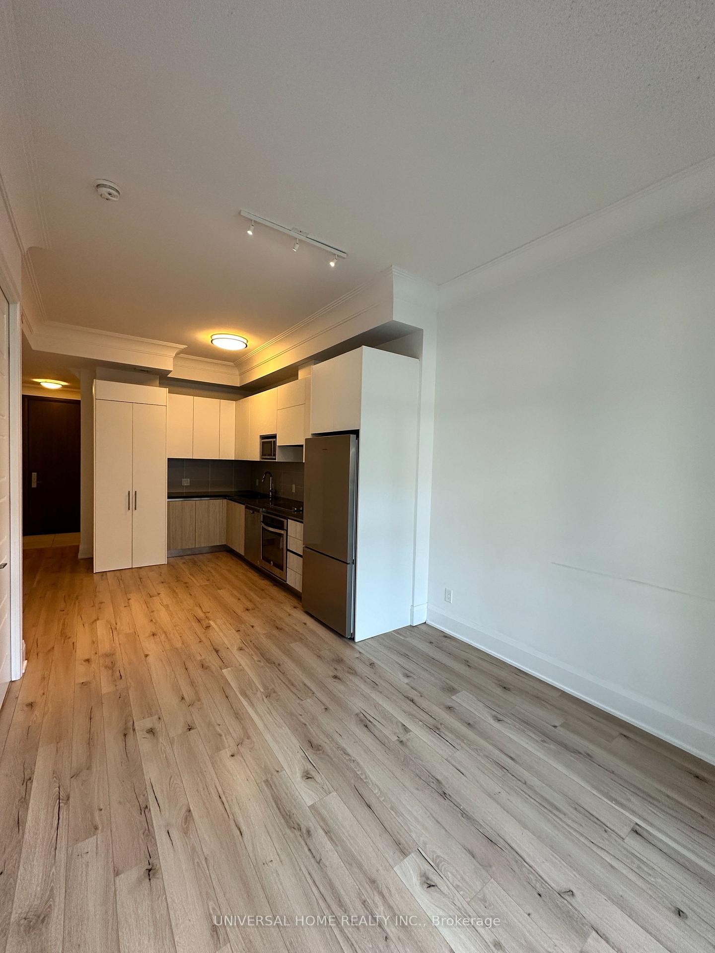 Photo 16 of Unit 233, 15 Water Walk Drive, Markham, Unionville — HOMEH