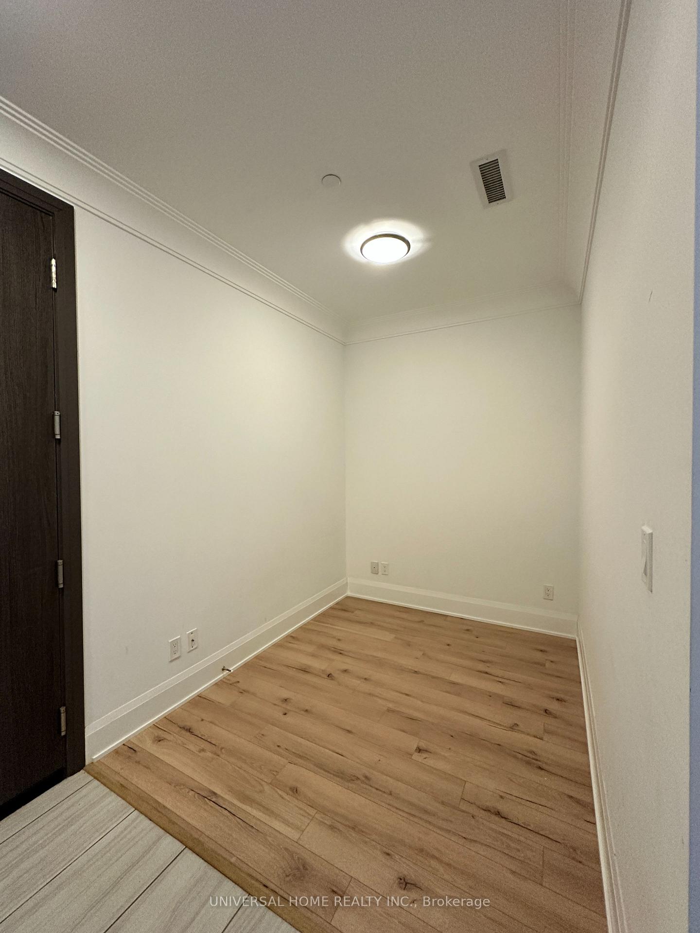 Photo 17 of Unit 233, 15 Water Walk Drive, Markham, Unionville — HOMEH