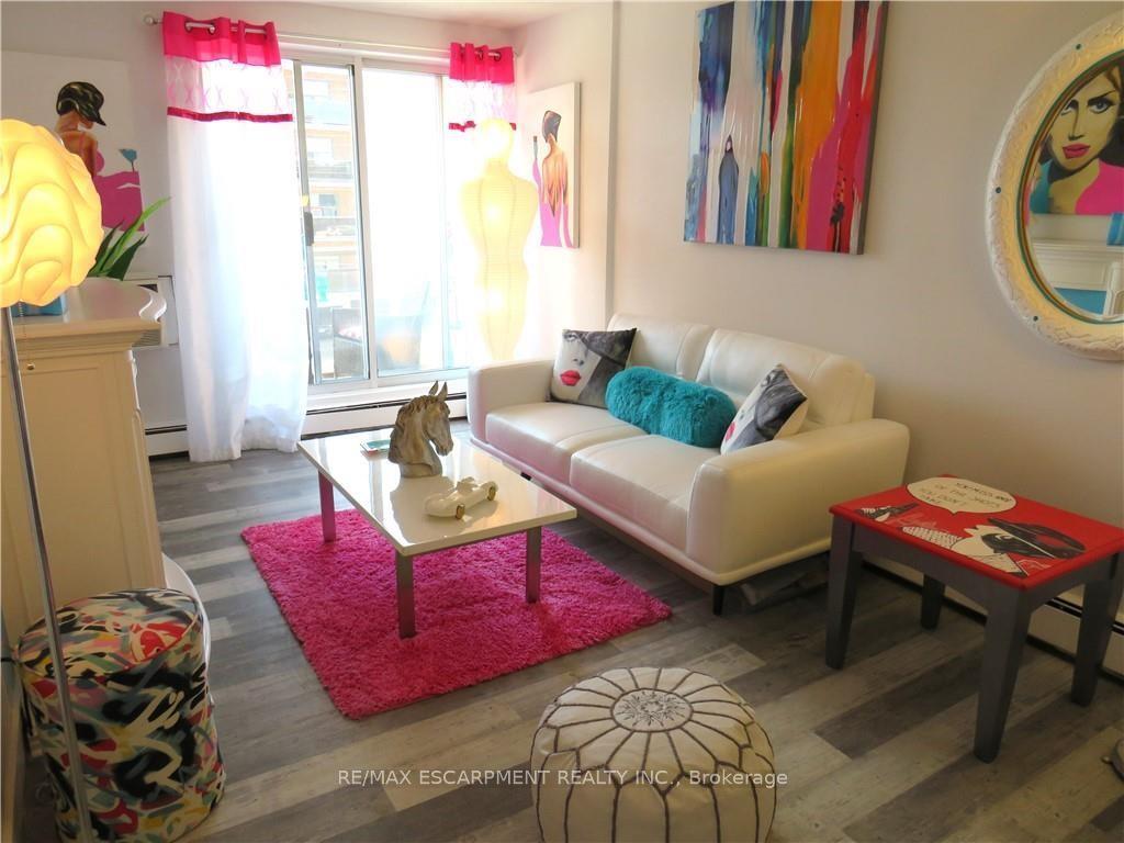 Photo 8 of Unit 307, 30 Summit Avenue, Hamilton, Eastmount — HOMEH