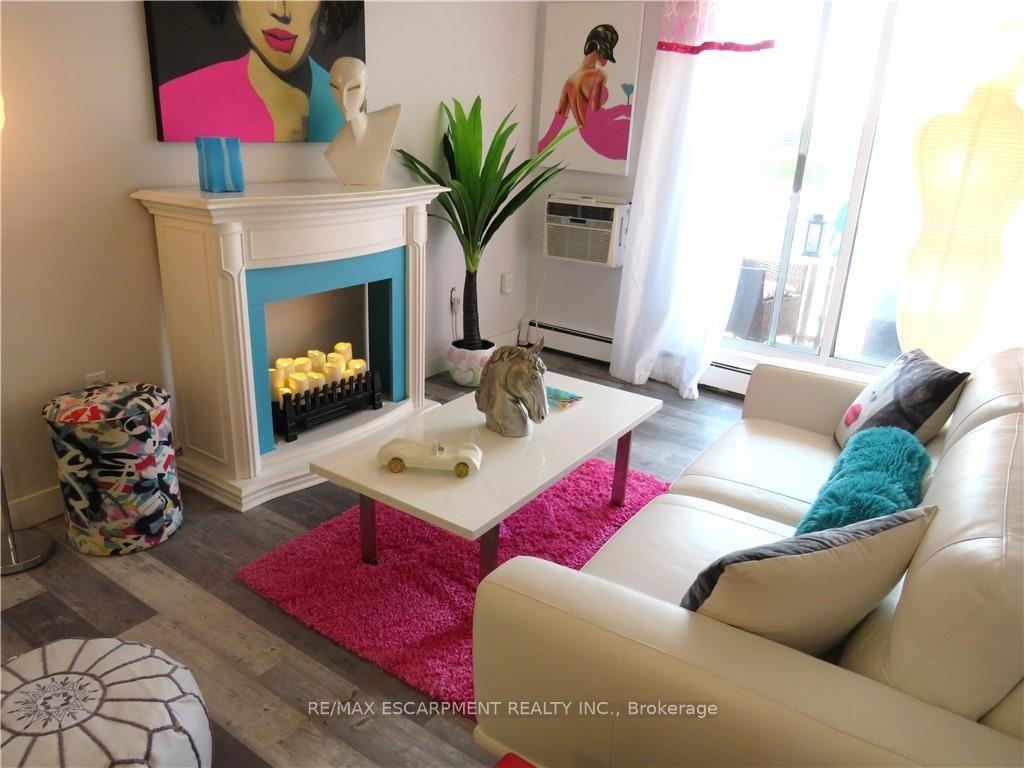 Photo 9 of Unit 307, 30 Summit Avenue, Hamilton, Eastmount — HOMEH