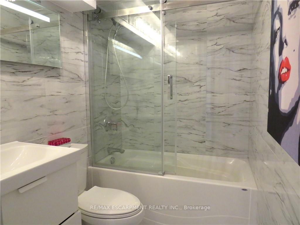 Photo 14 of Unit 307, 30 Summit Avenue, Hamilton, Eastmount — HOMEH