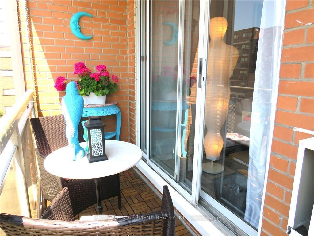 Photo 19 of Unit 307, 30 Summit Avenue, Hamilton, Eastmount — HOMEH