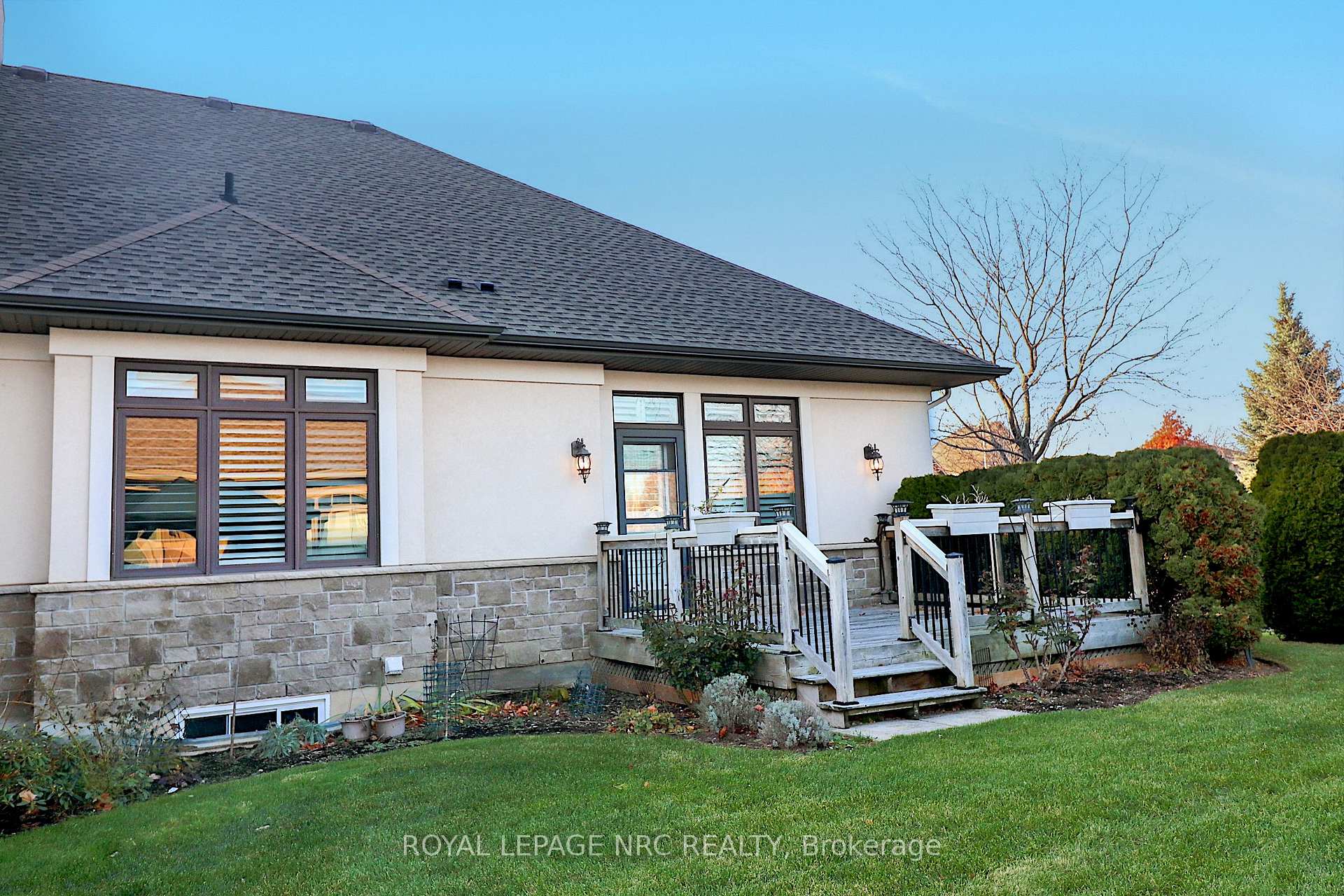 Photo 2 of 2 Emerald Common, St. Catharines, Lakeshore — HOMEH