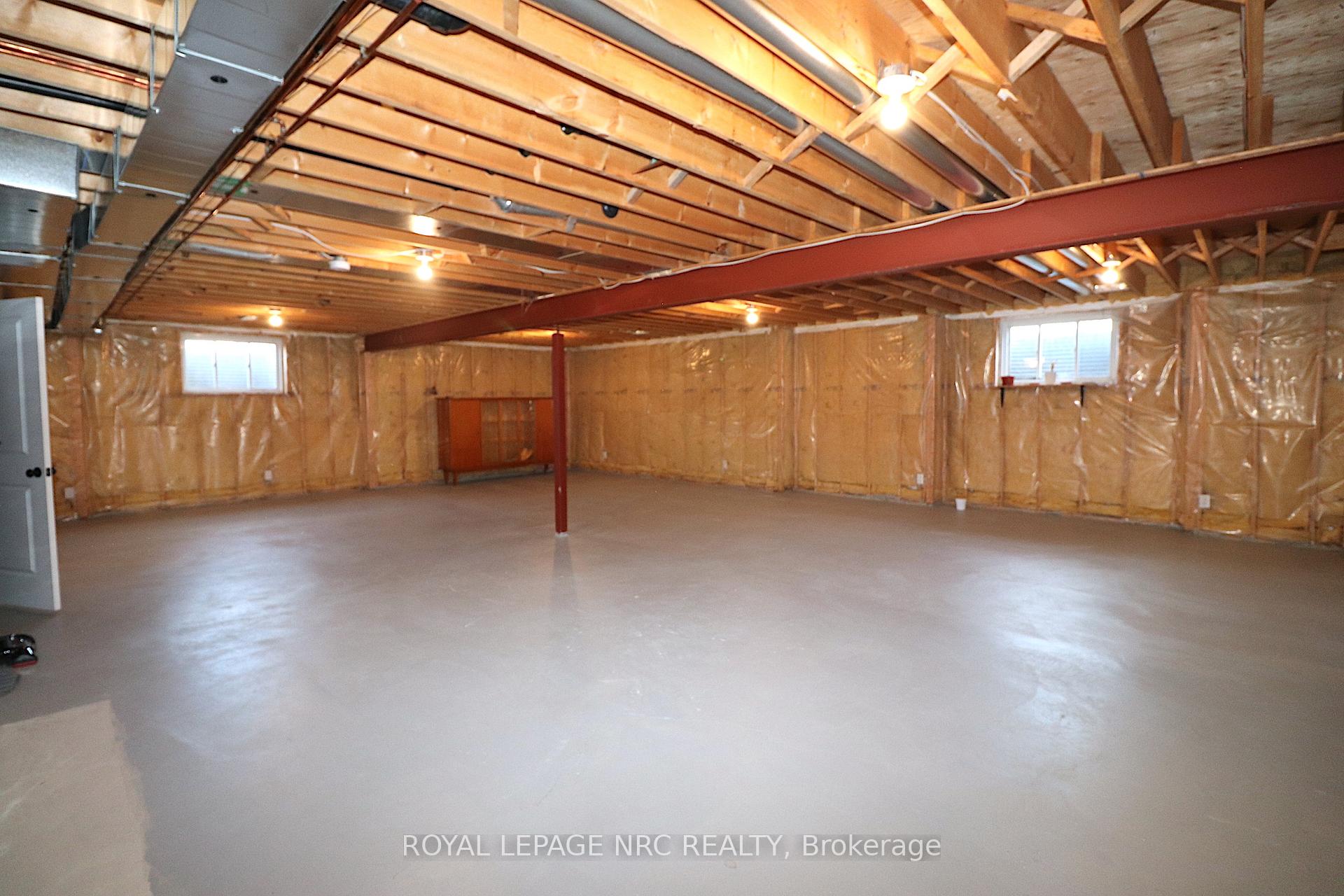 Photo 24 of 2 Emerald Common, St. Catharines, Lakeshore — HOMEH