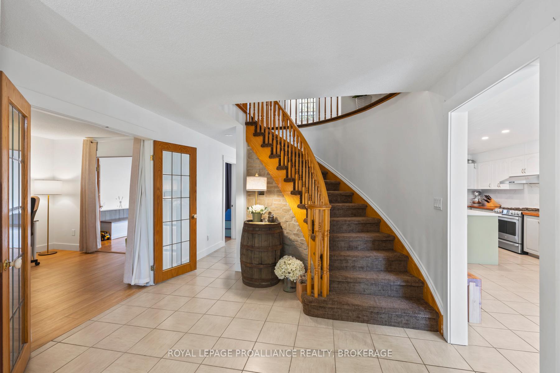 Photo 6 of 4890 North Shore Crescent, Frontenac, Frontenac South — HOMEH