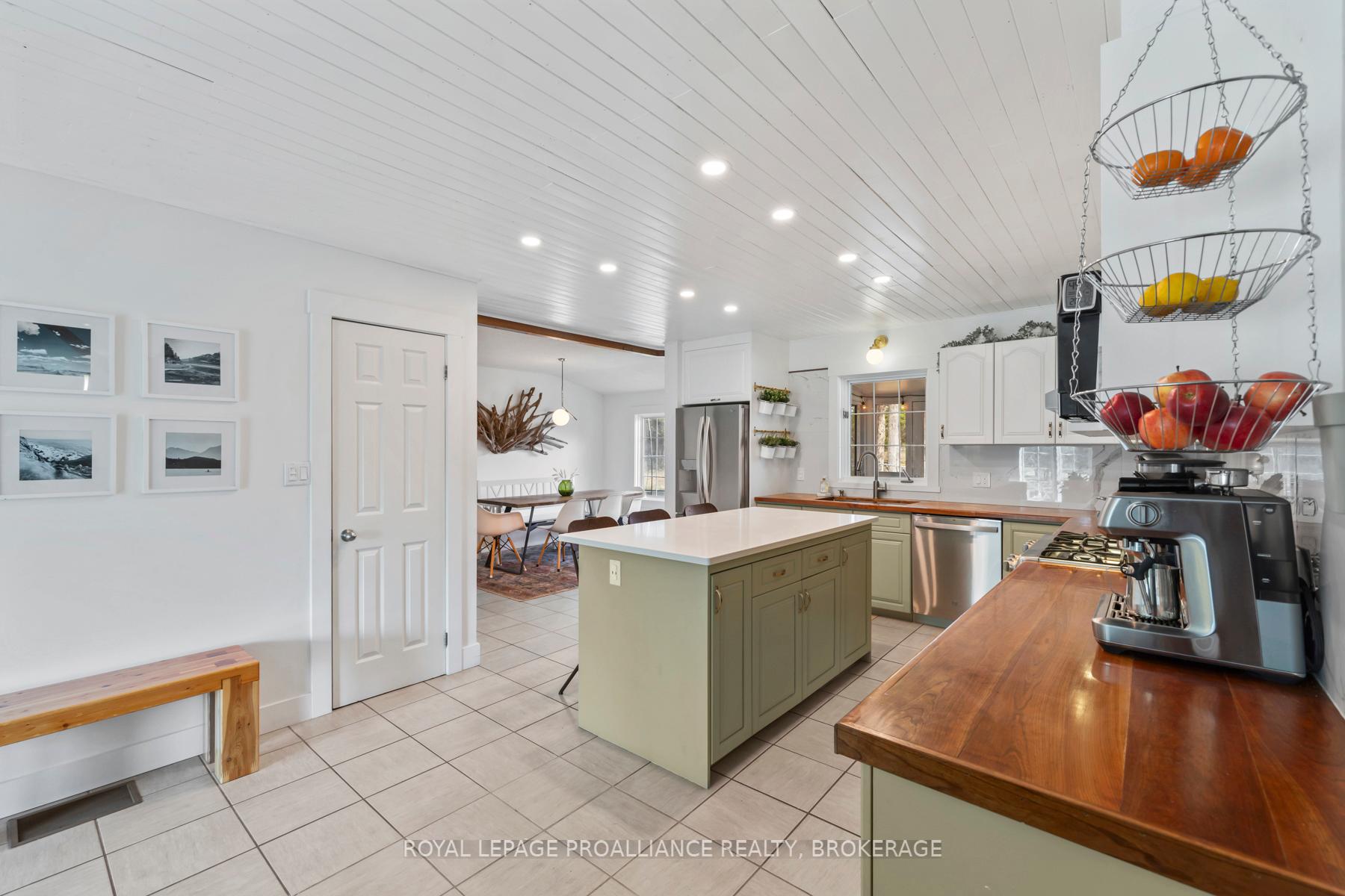 Photo 13 of 4890 North Shore Crescent, Frontenac, Frontenac South — HOMEH