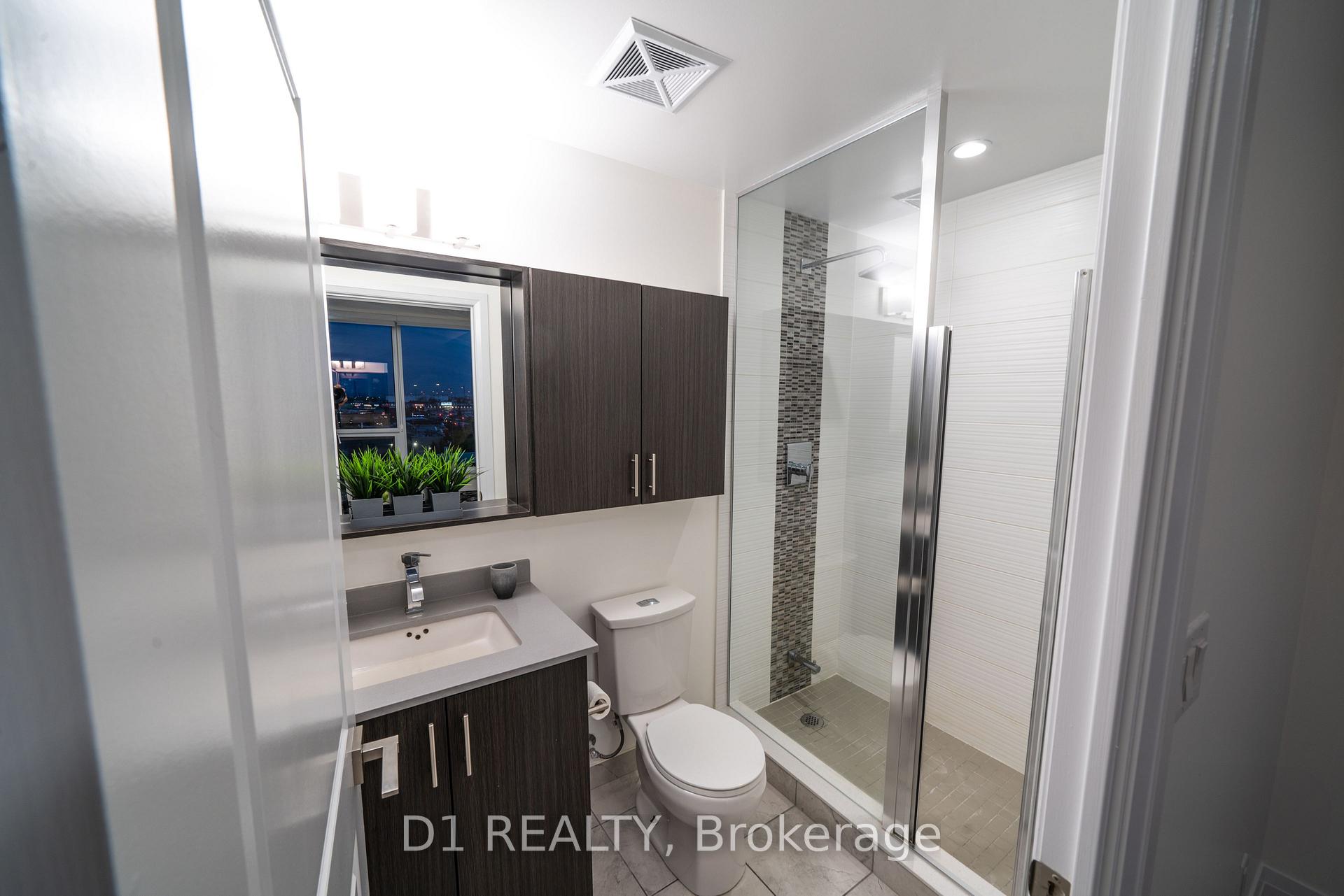 Photo 7 of Unit 623, 3600 Highway 7 Road, Vaughan, Vaughan Corporate Centre — HOMEH
