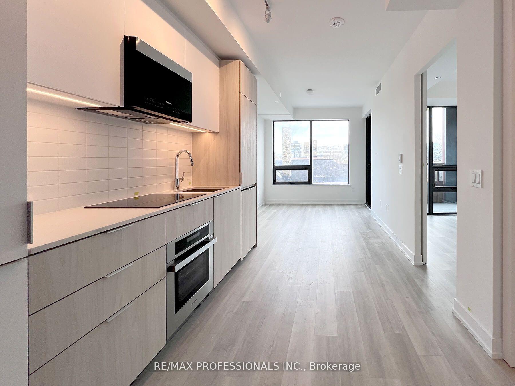 Front of Unit 411, 28 Eastern Avenue
