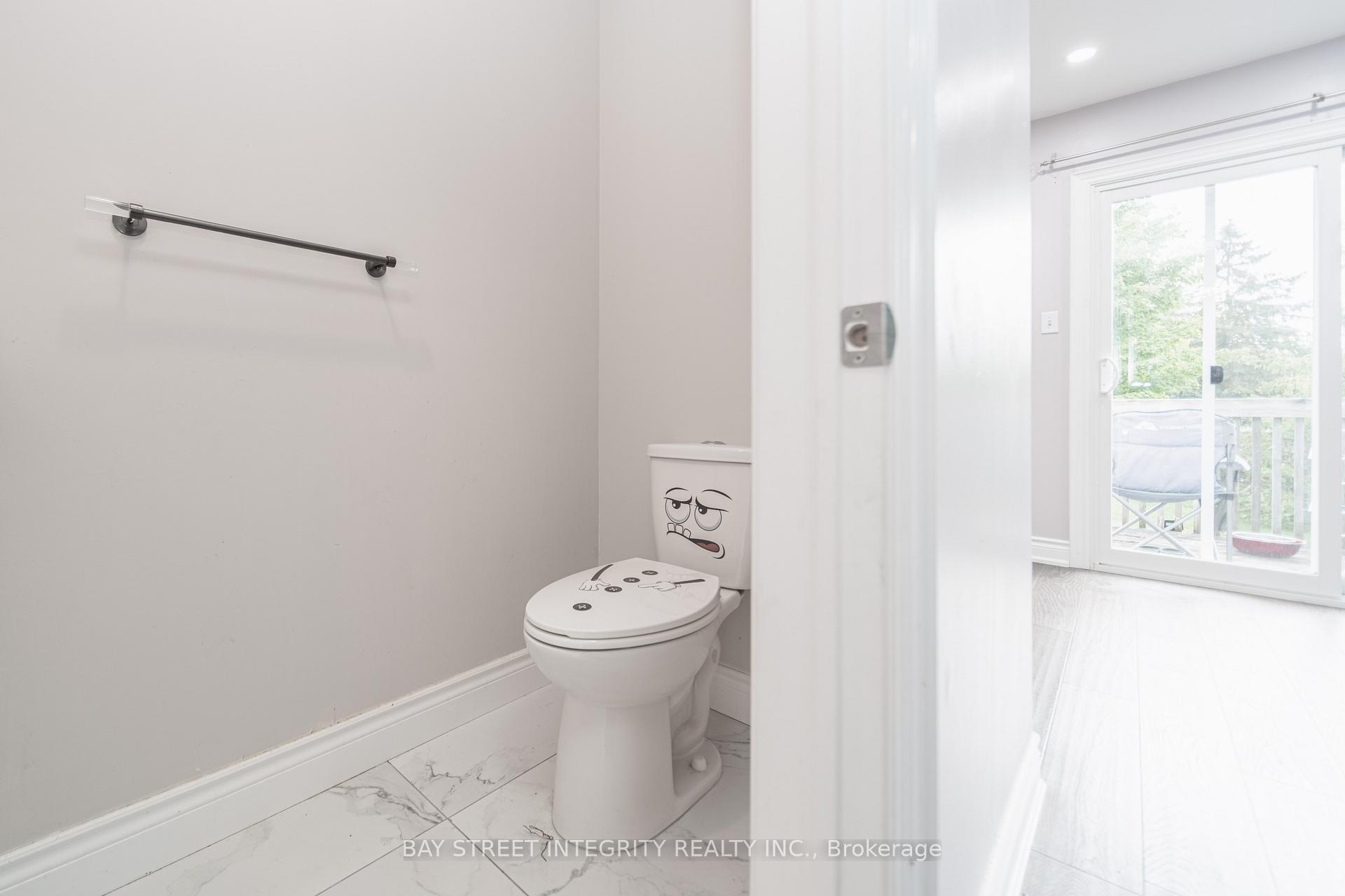 Photo 15 of 1 Hodgins Avenue, Georgina, Keswick South — HOMEH