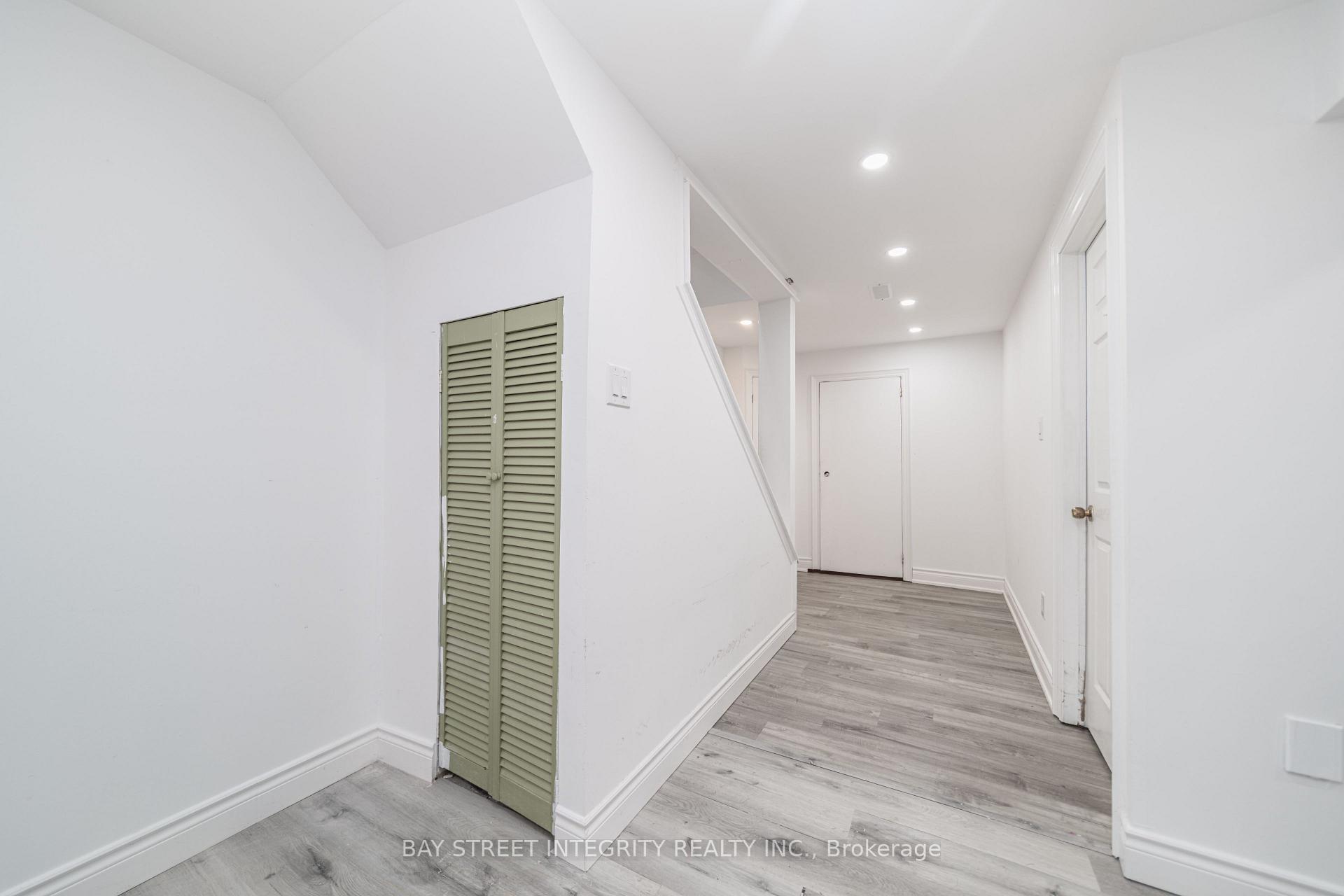Photo 41 of 1 Hodgins Avenue, Georgina, Keswick South — HOMEH