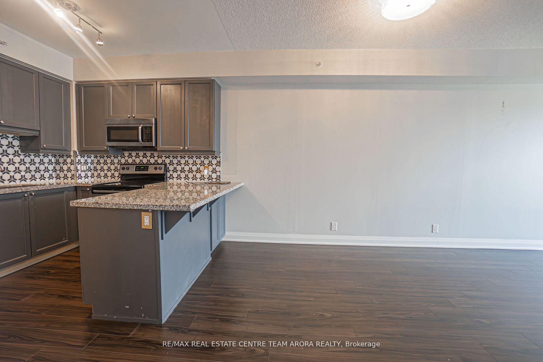 Photo 10 of Unit 609, 24 Woodstream Boulevard, Vaughan, Vaughan Grove — HOMEH