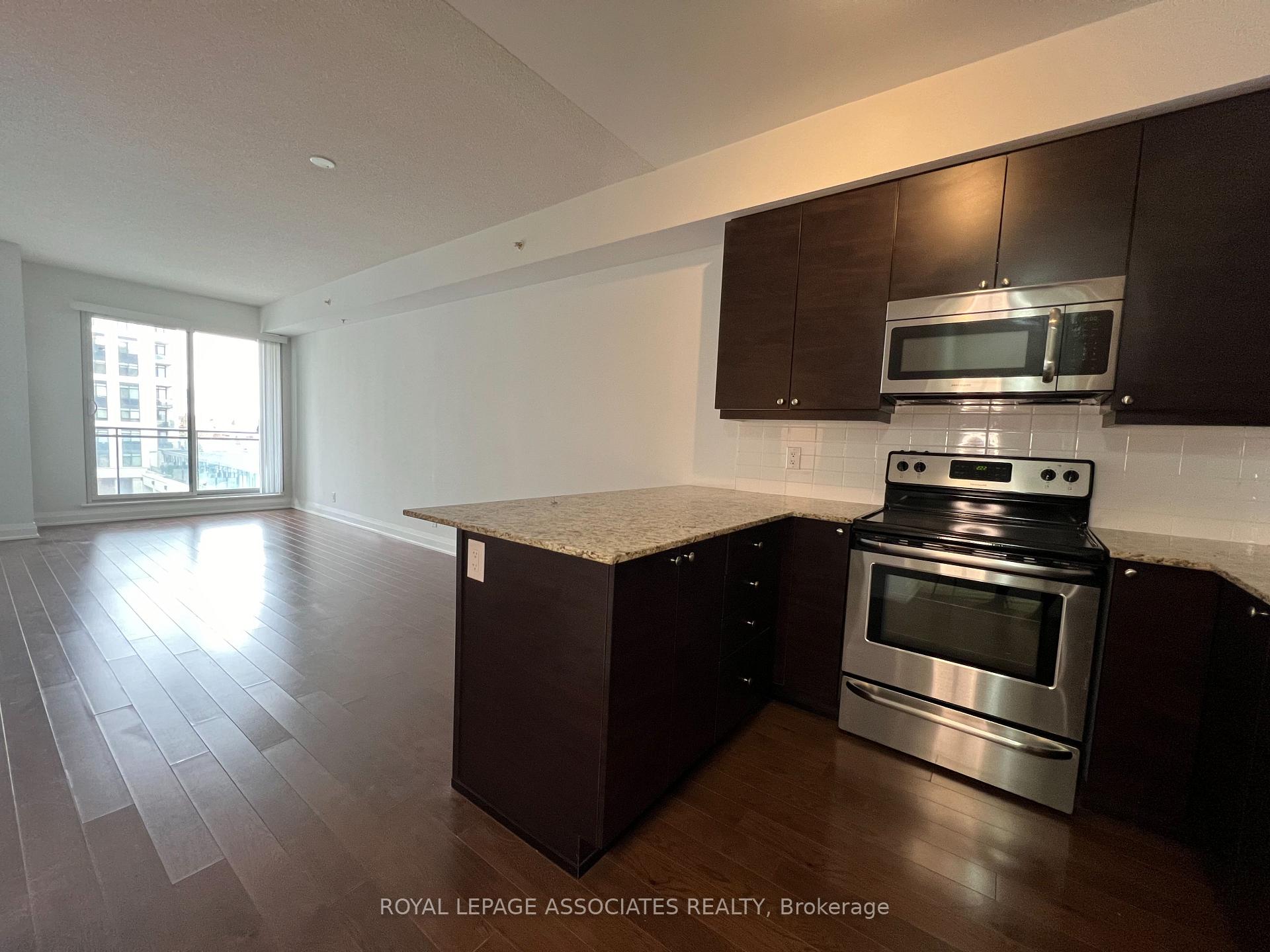 Photo 4 of Unit 408, 24 Woodstream Boulevard, Vaughan, Vaughan Grove — HOMEH