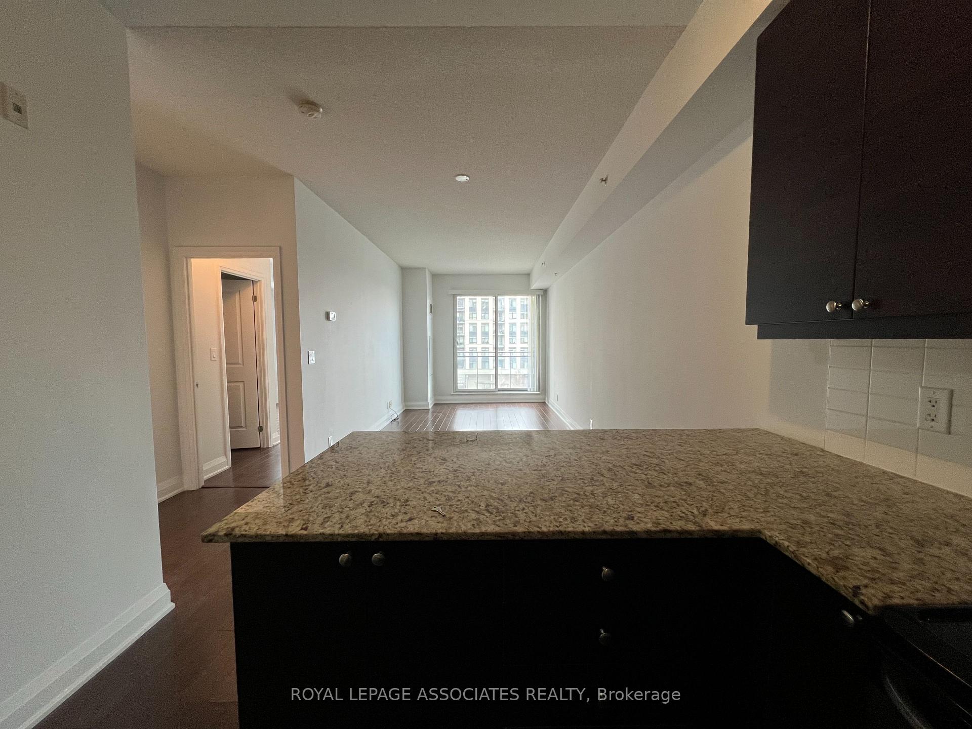Photo 5 of Unit 408, 24 Woodstream Boulevard, Vaughan, Vaughan Grove — HOMEH