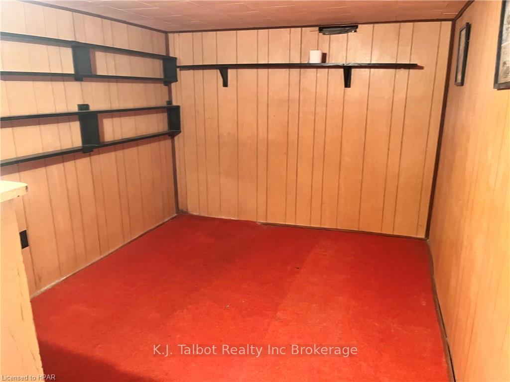Photo 24 of 129 Hincks Street, Goderich, Goderich (Town) — HOMEH