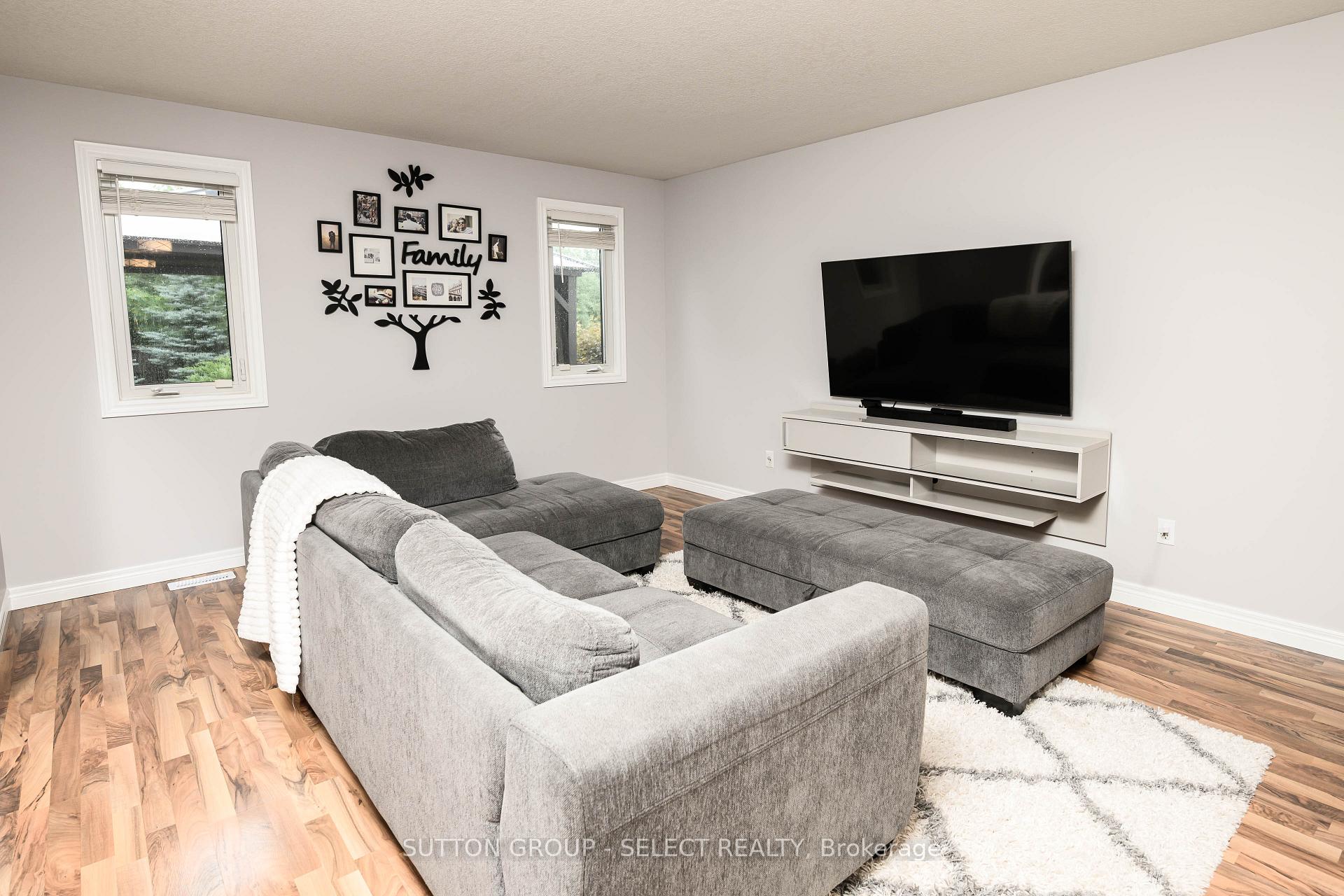 Photo 6 of 42120 Mcbain Line, Central Elgin, Rural Central Elgin — HOMEH
