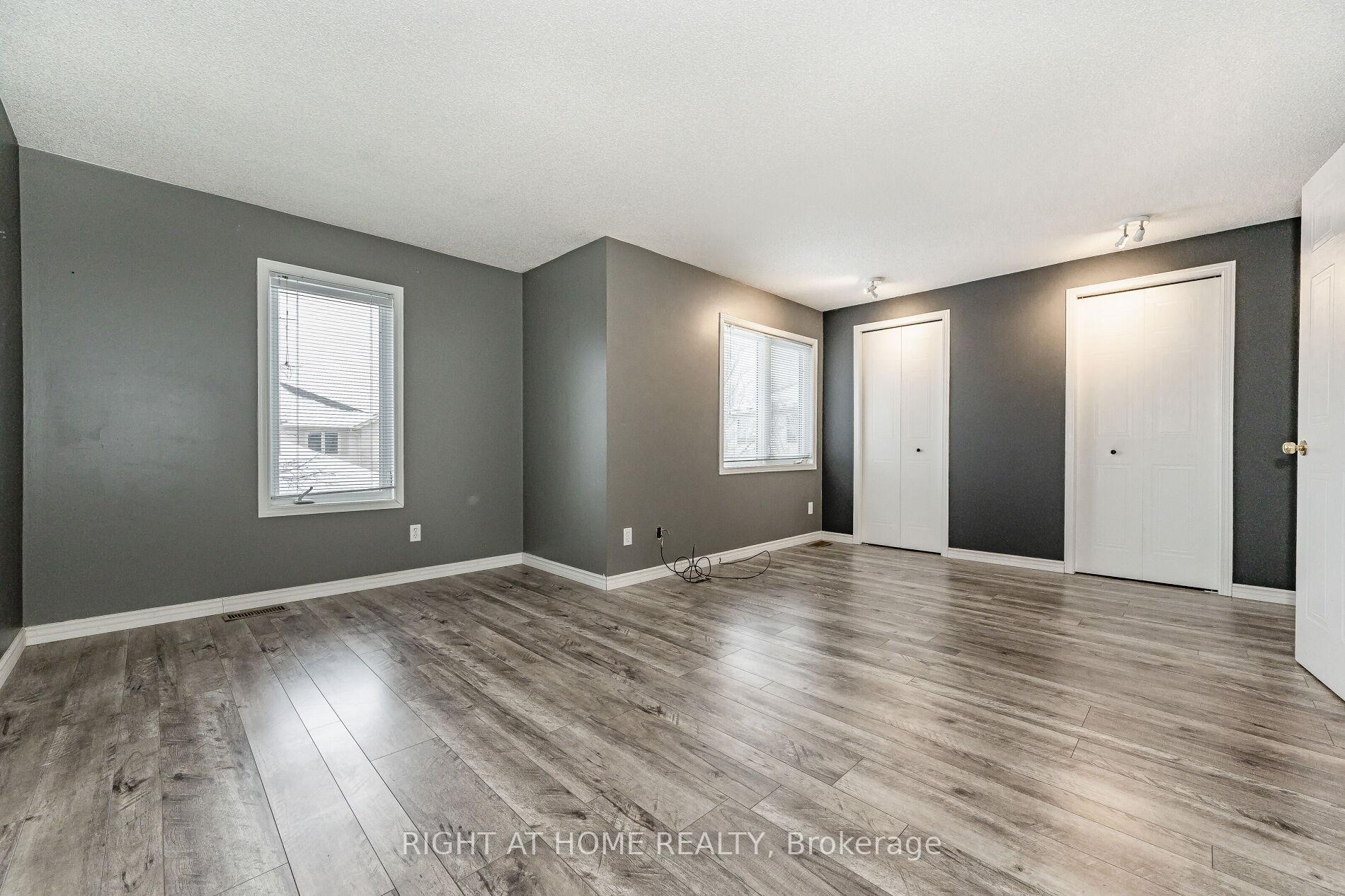 Photo 17 of Unit 43, 230 Blackhorne Drive, Kitchener, Laurentian Hills — HOMEH