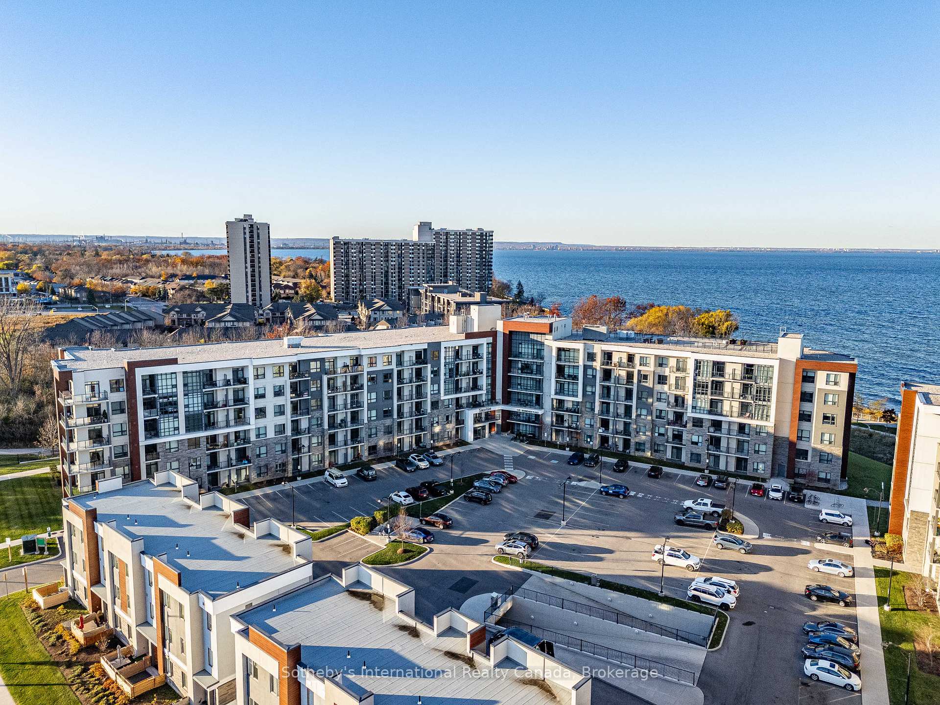 Photo 1 of Unit 323, 125 Shoreview Place, Hamilton, Lakeshore — HOMEH