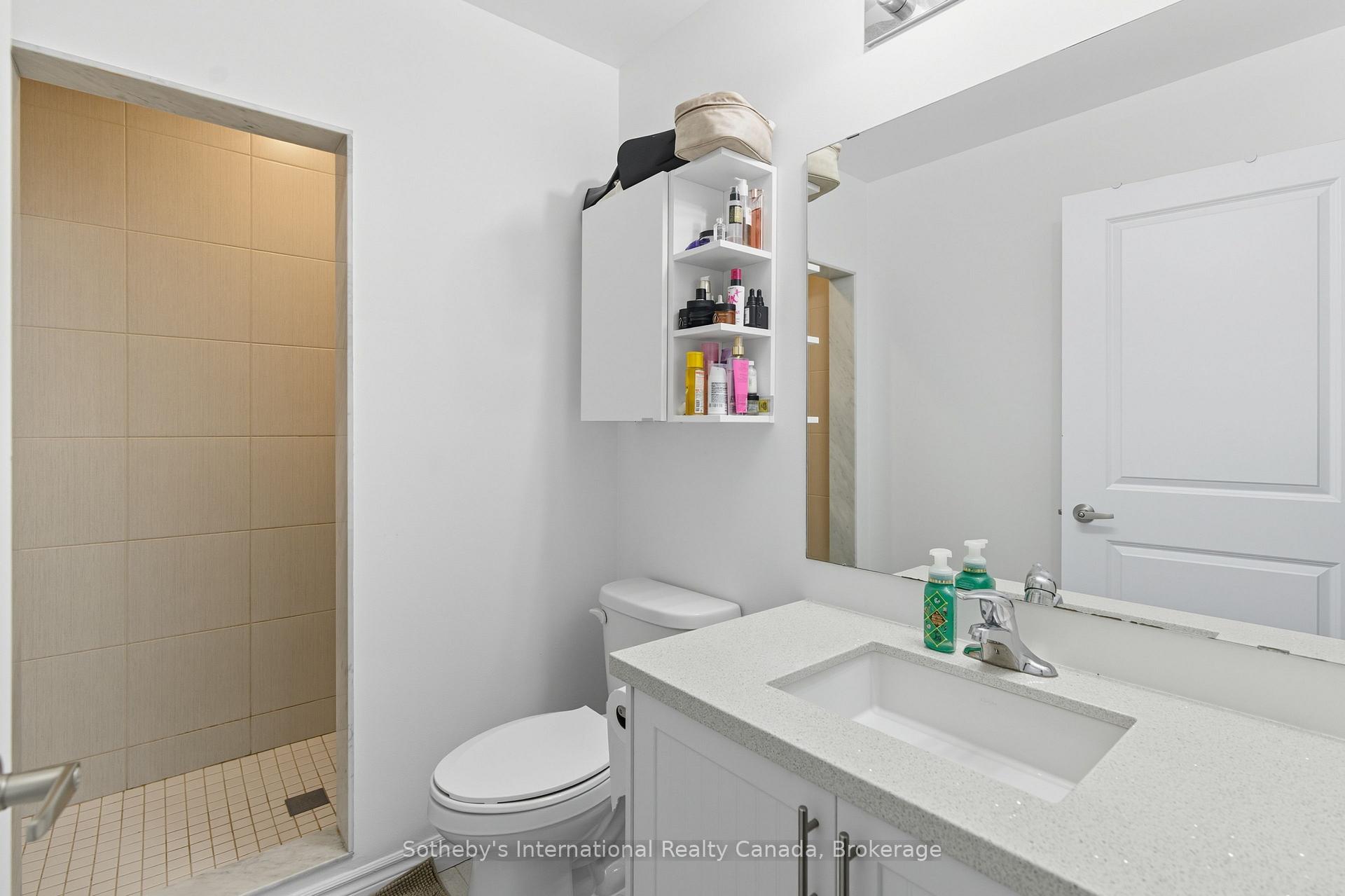 Photo 5 of Unit 323, 125 Shoreview Place, Hamilton, Lakeshore — HOMEH