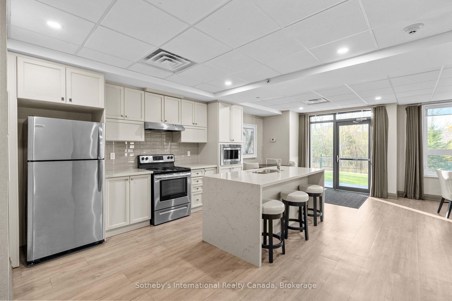 Photo 20 of Unit 323, 125 Shoreview Place, Hamilton, Lakeshore — HOMEH