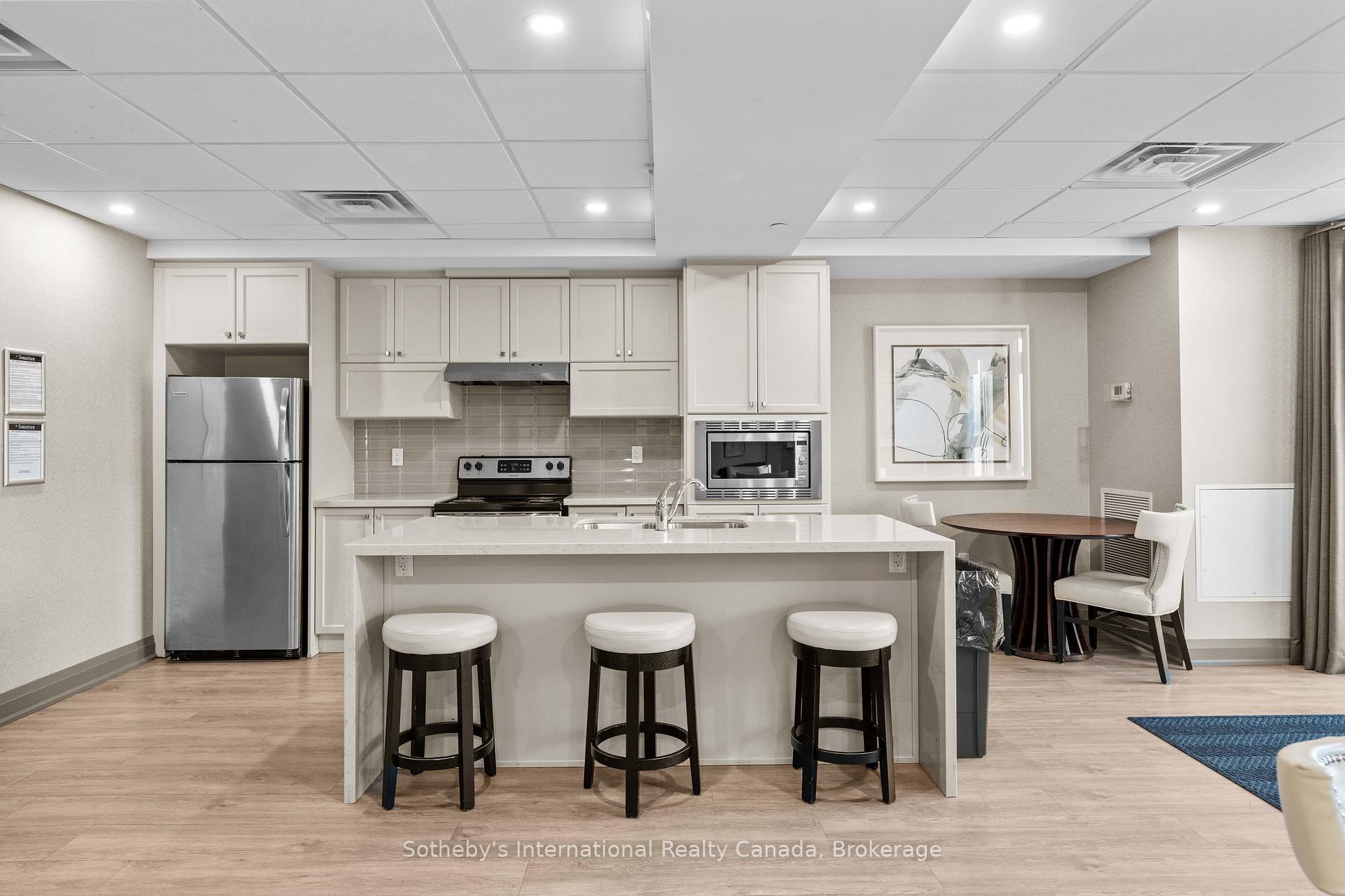 Photo 21 of Unit 323, 125 Shoreview Place, Hamilton, Lakeshore — HOMEH