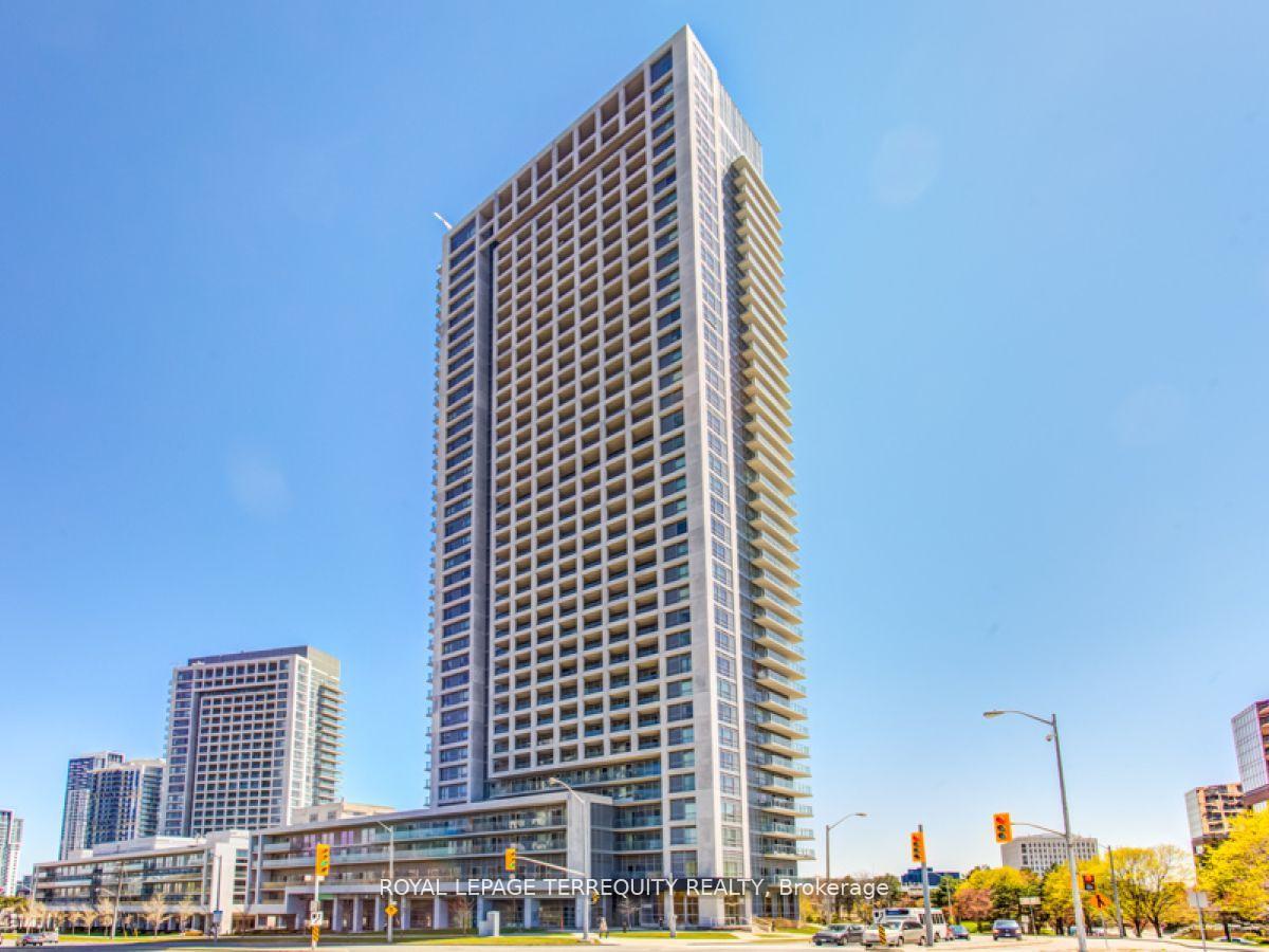 Front of Unit 2202, 2015 Sheppard Avenue E