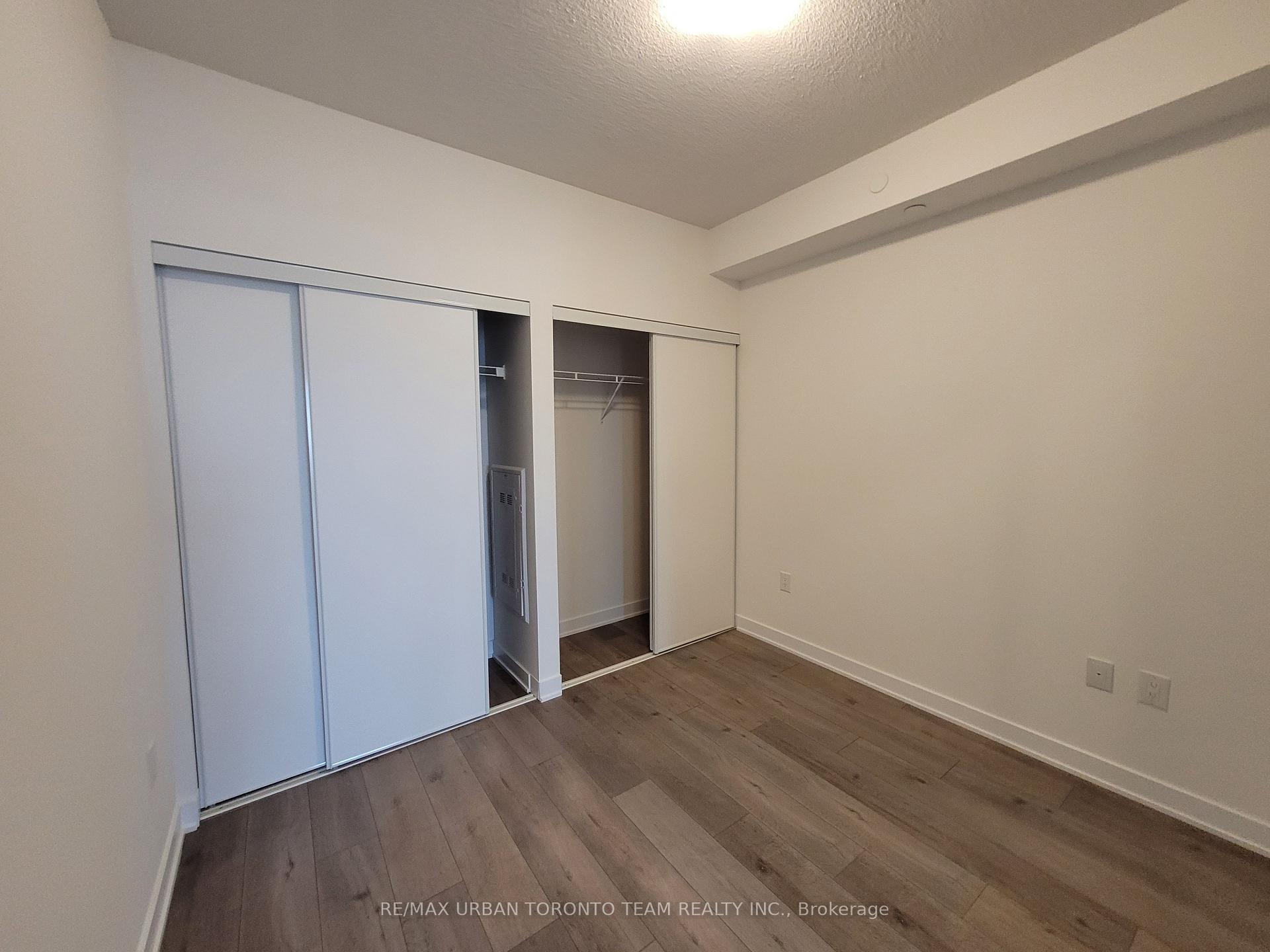 Photo 5 of Unit 619, 10 Honeycrisp Crescent, Vaughan, Vaughan Corporate Centre — HOMEH