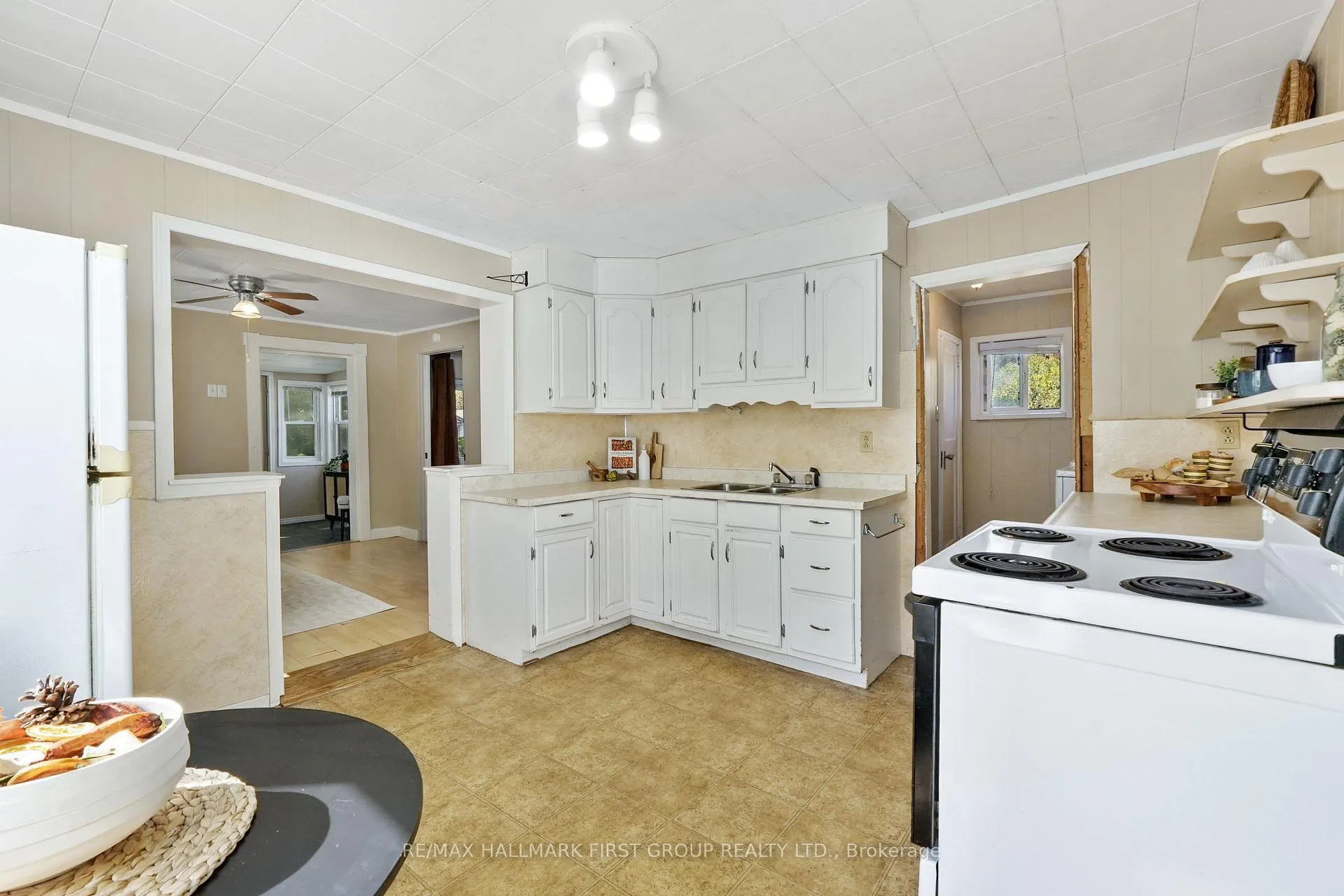 Photo 18 of 446 Ontario Street, Cobourg — HOMEH